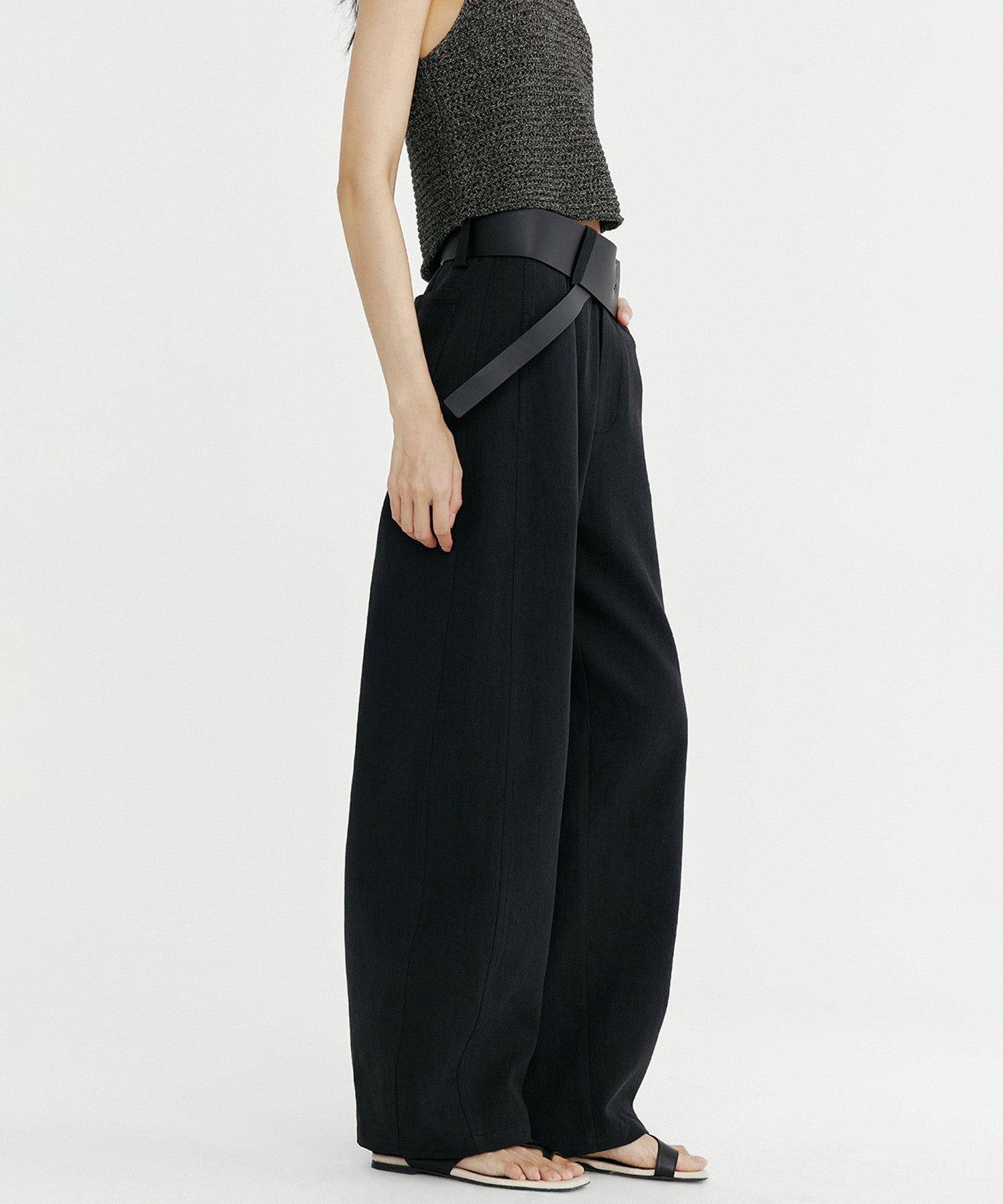 リネンブレンド バレルパンツ