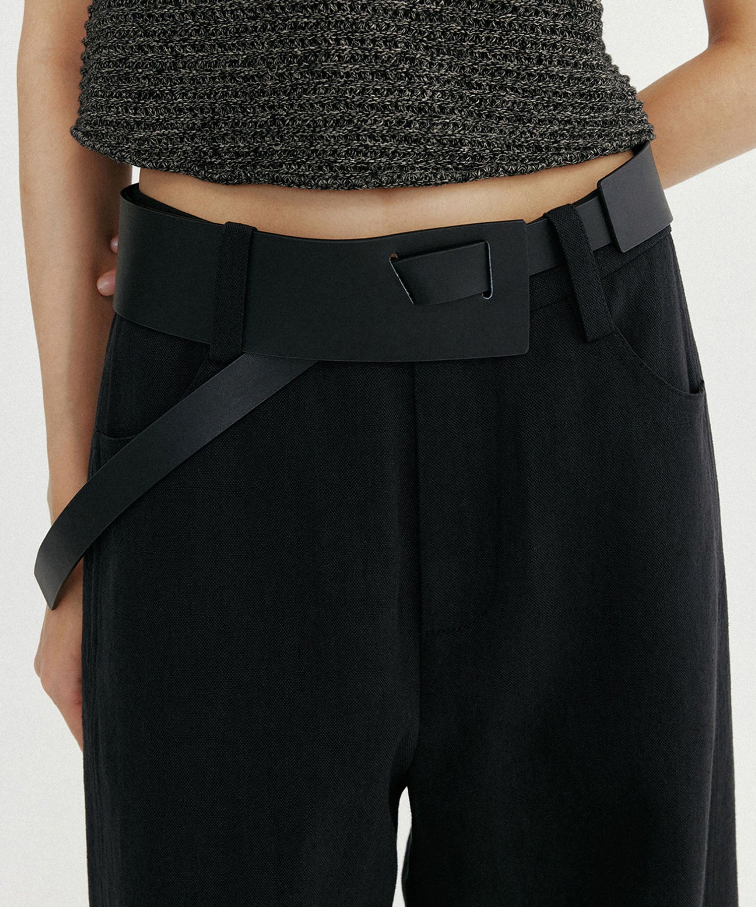 リネンブレンド バレルパンツ