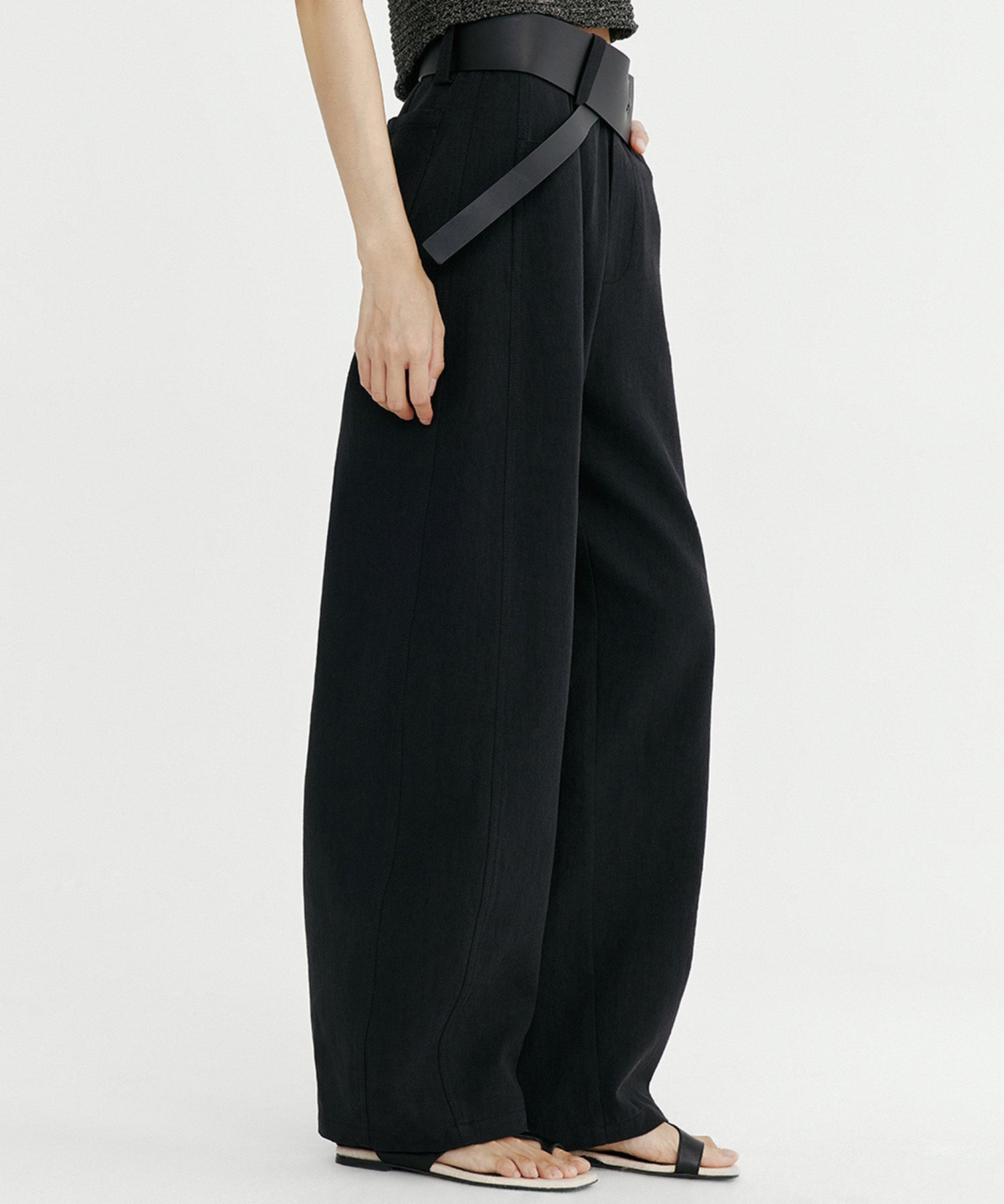 リネンブレンド バレルパンツ