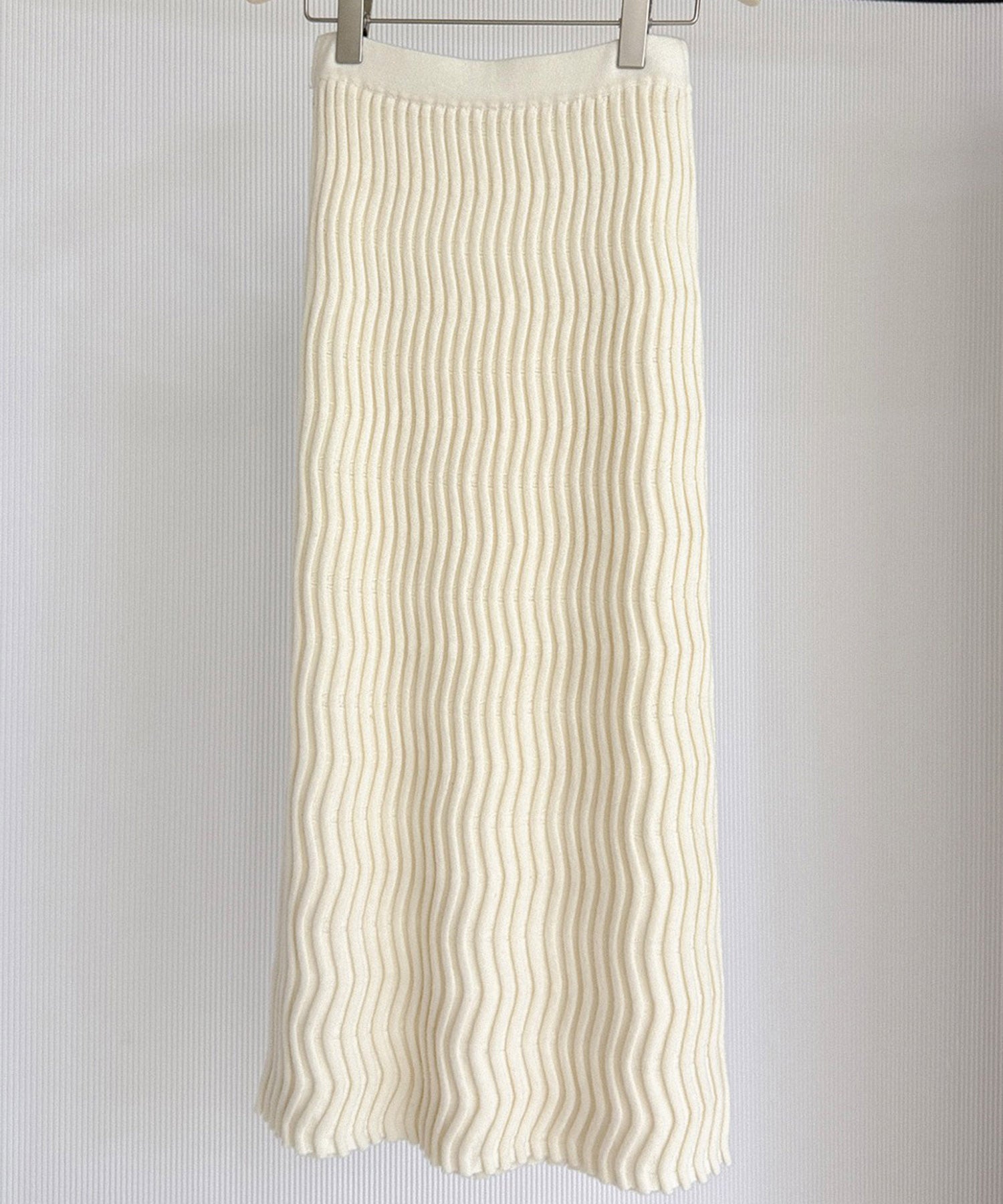 ウェービーニットスカート