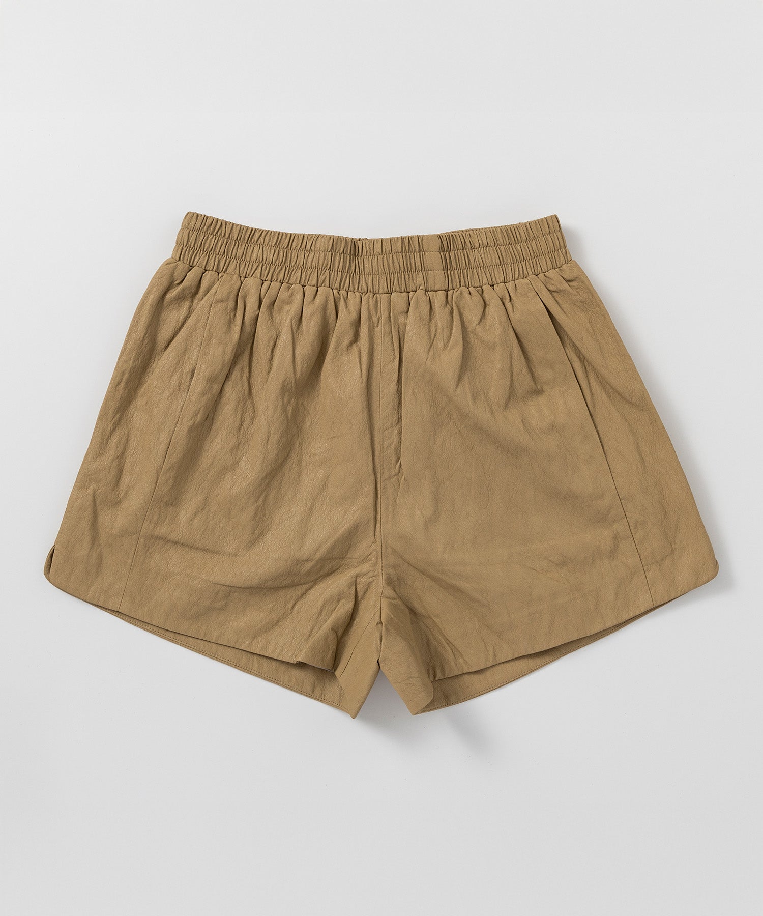 シンセティックレザー ショートパンツ