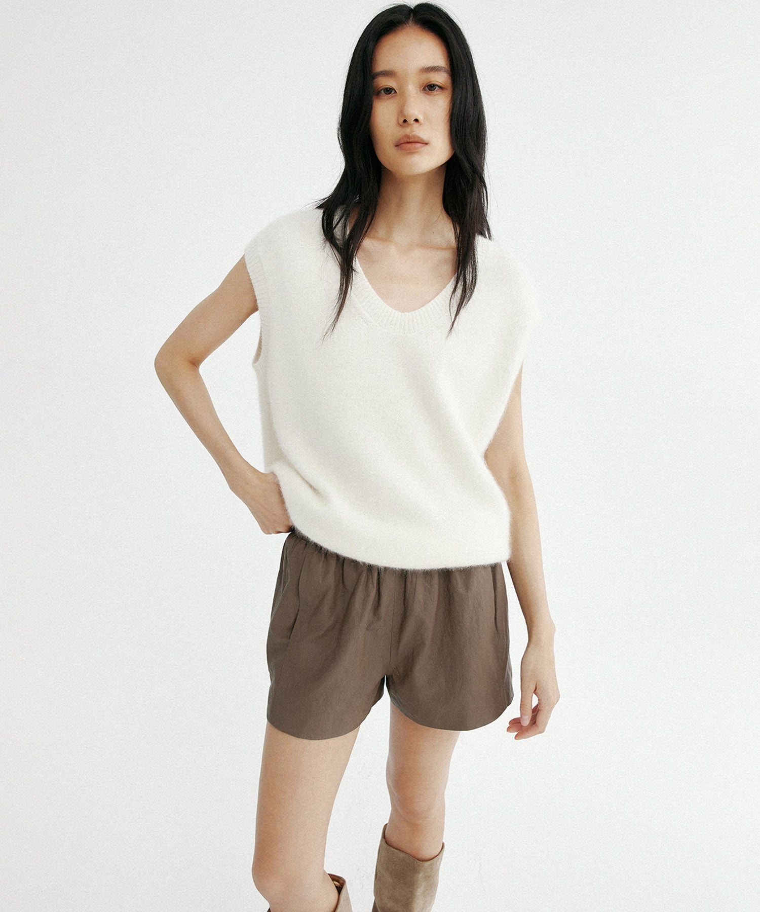 シンセティックレザー ショートパンツ