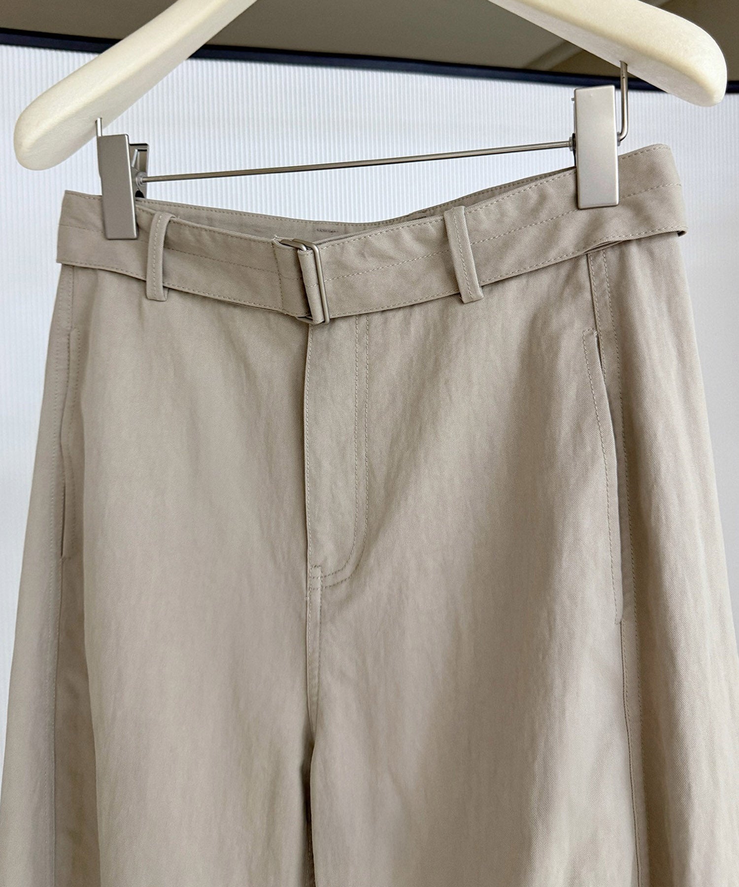 ハイウエストワイドパンツ