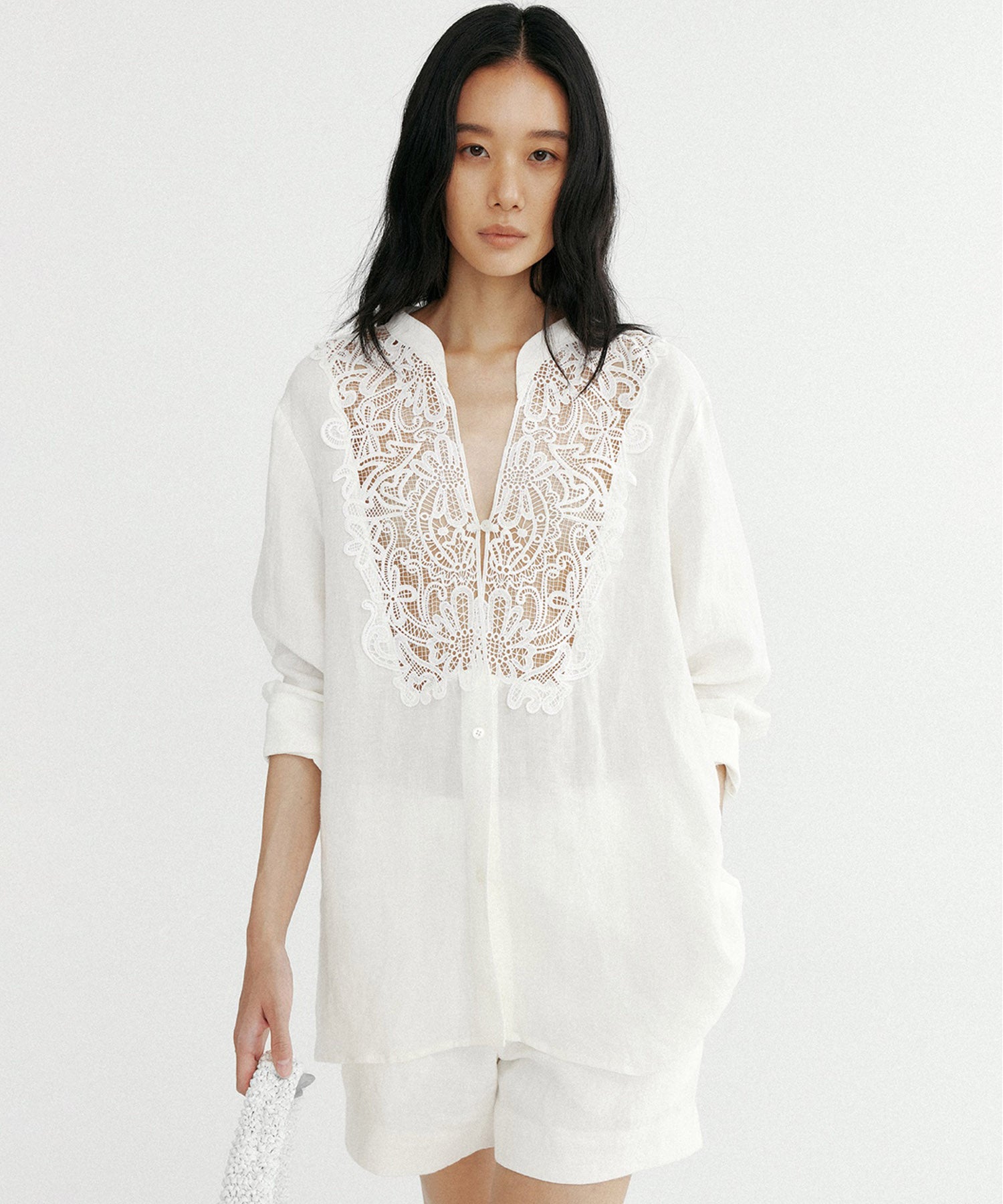 リネンレースカラーブラウス