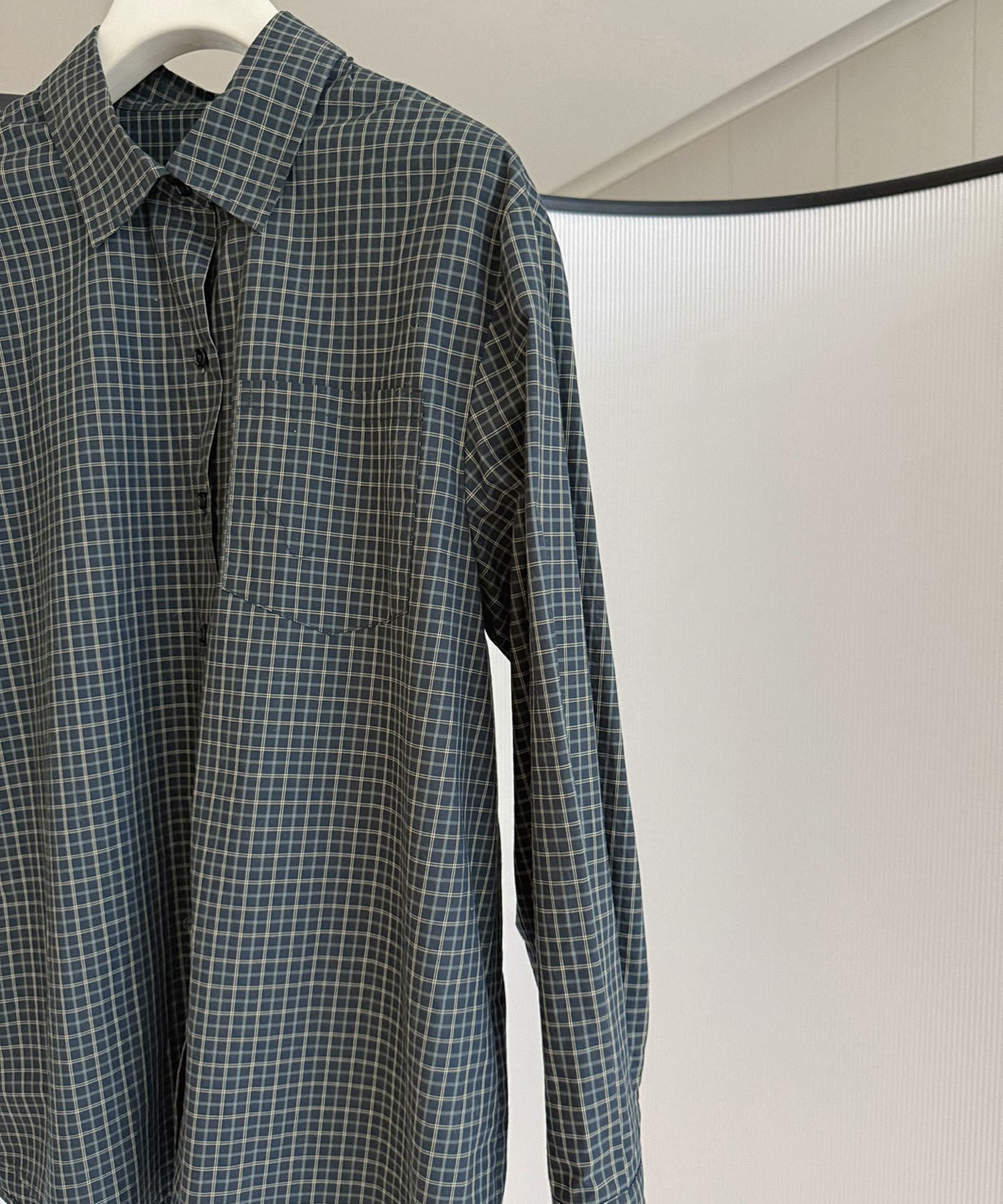 レギュラーカラーチェックシャツ