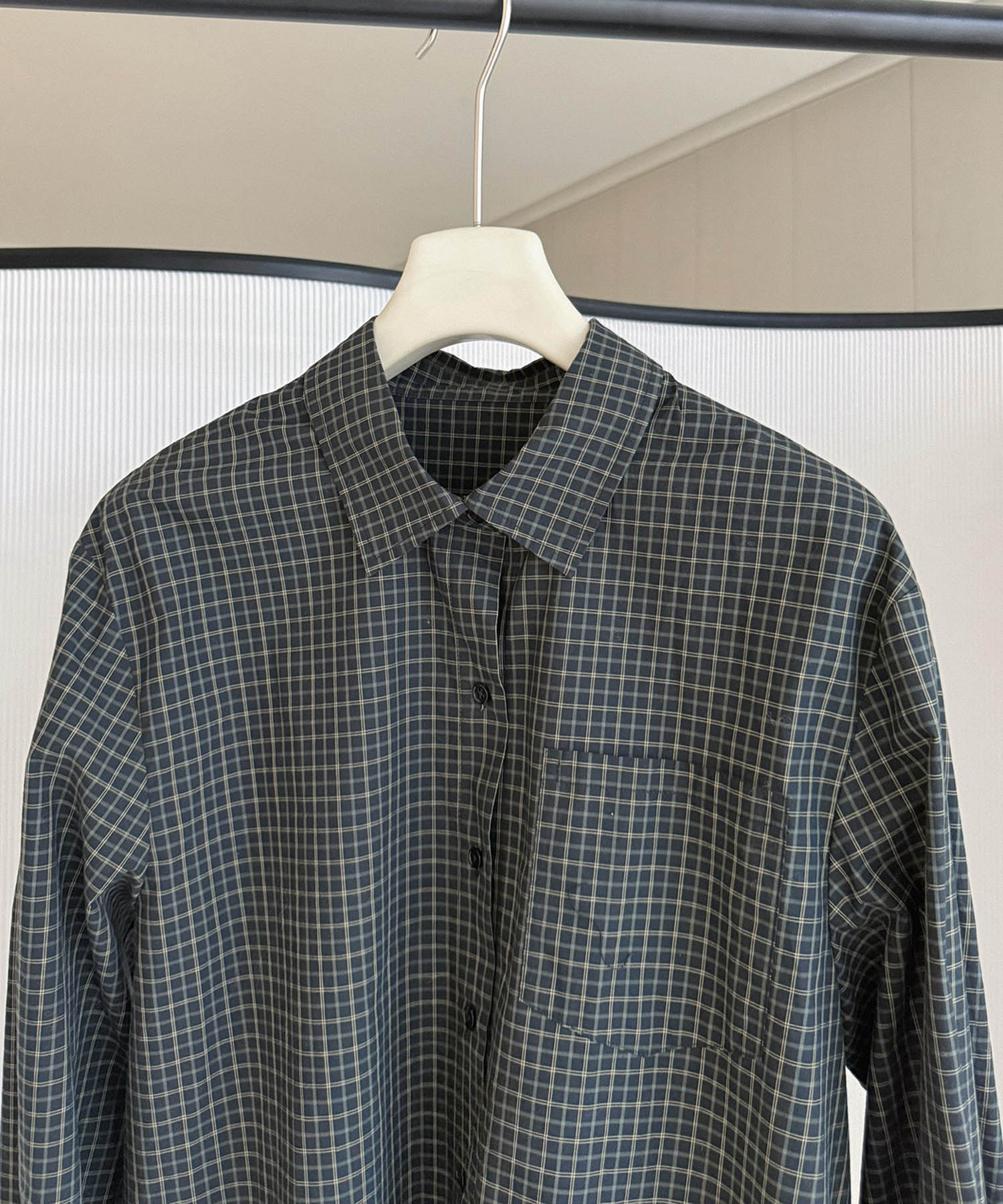 レギュラーカラーチェックシャツ