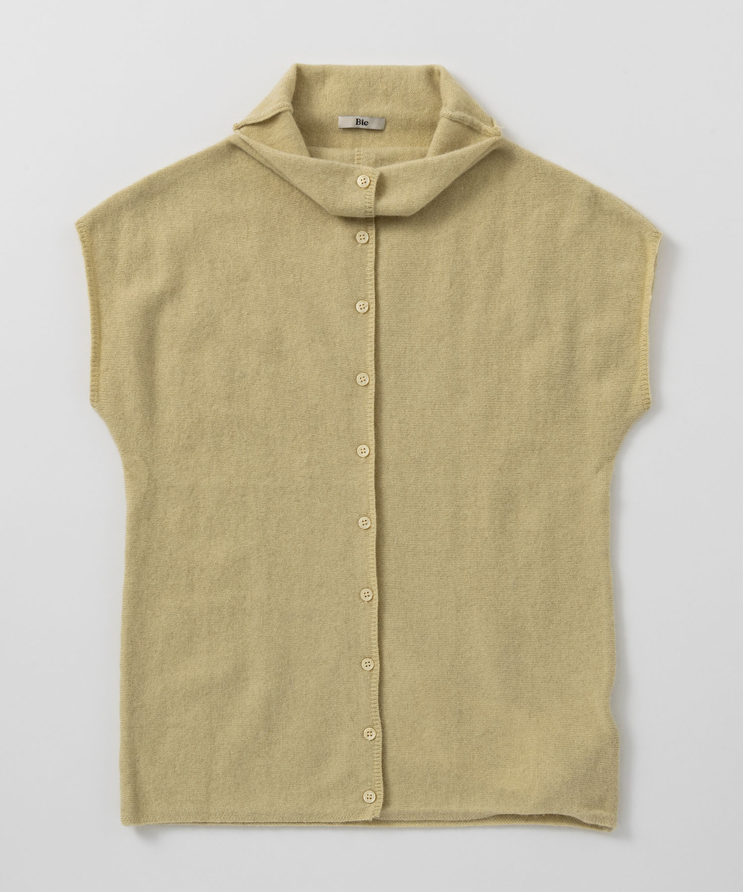 タートルネックニットベスト