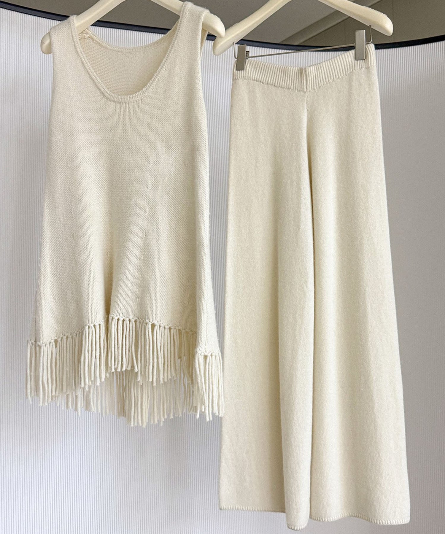 フリンジニットチュニック