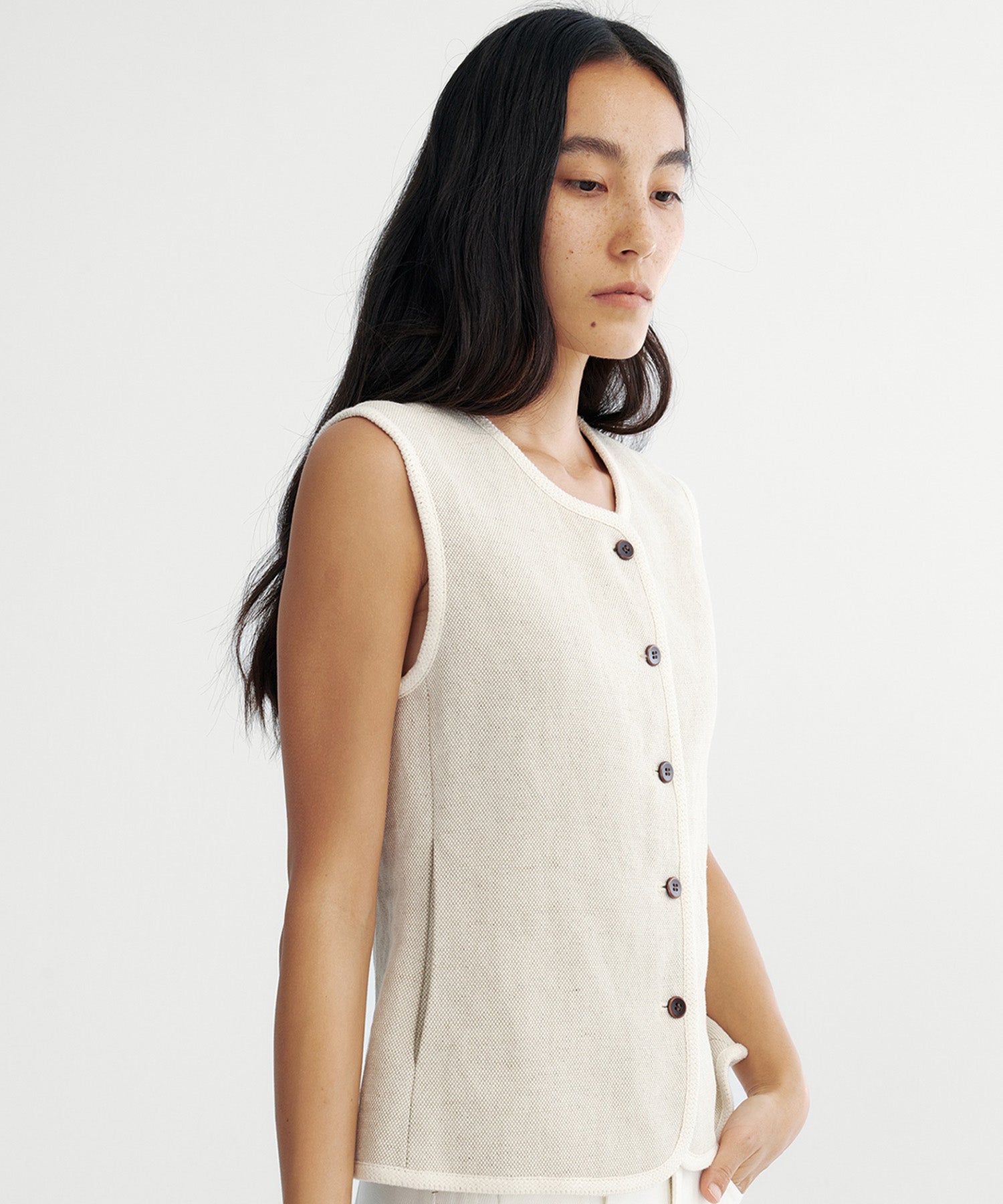 リネンパイピングベスト