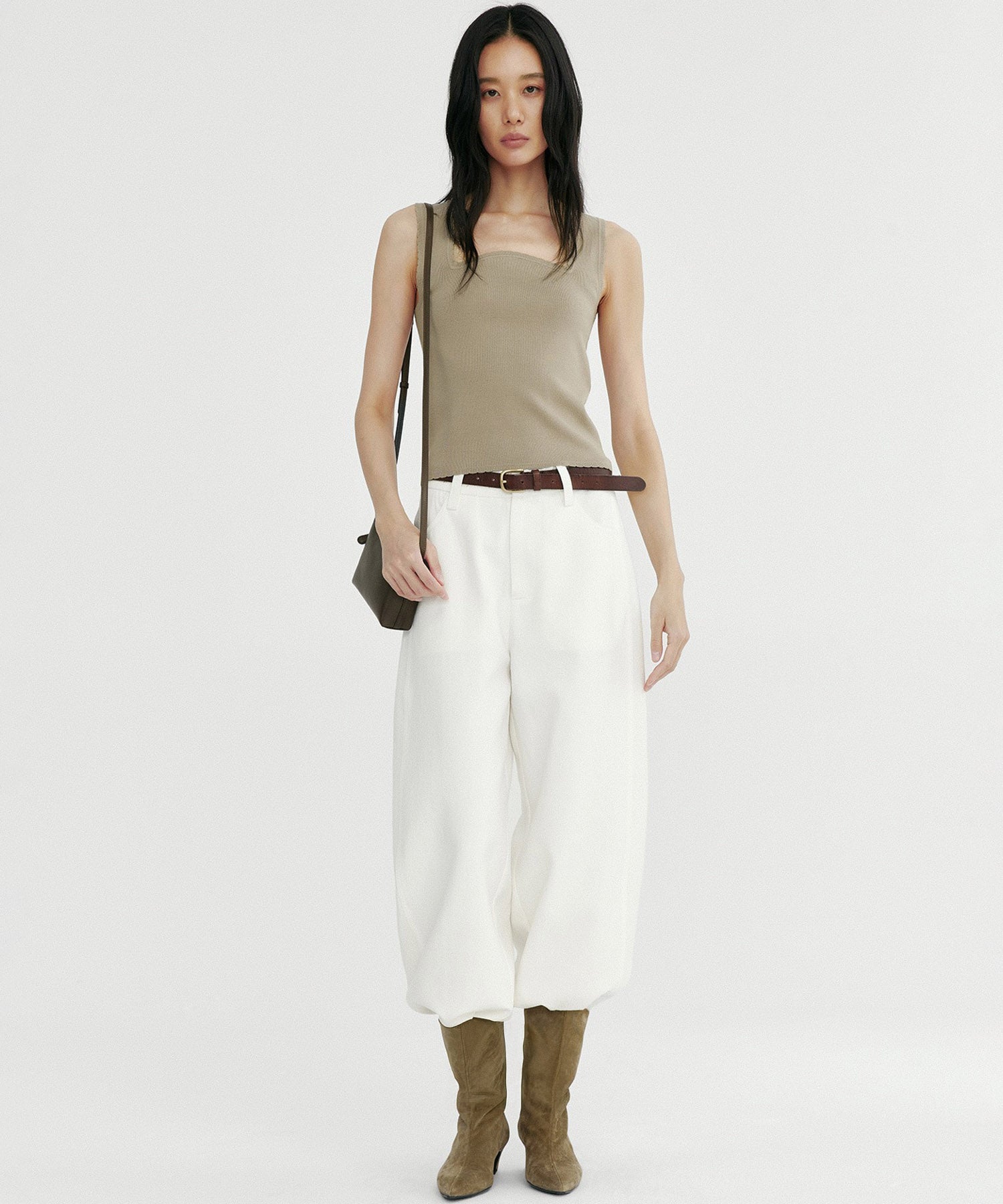 スクエアネック タンクトップ