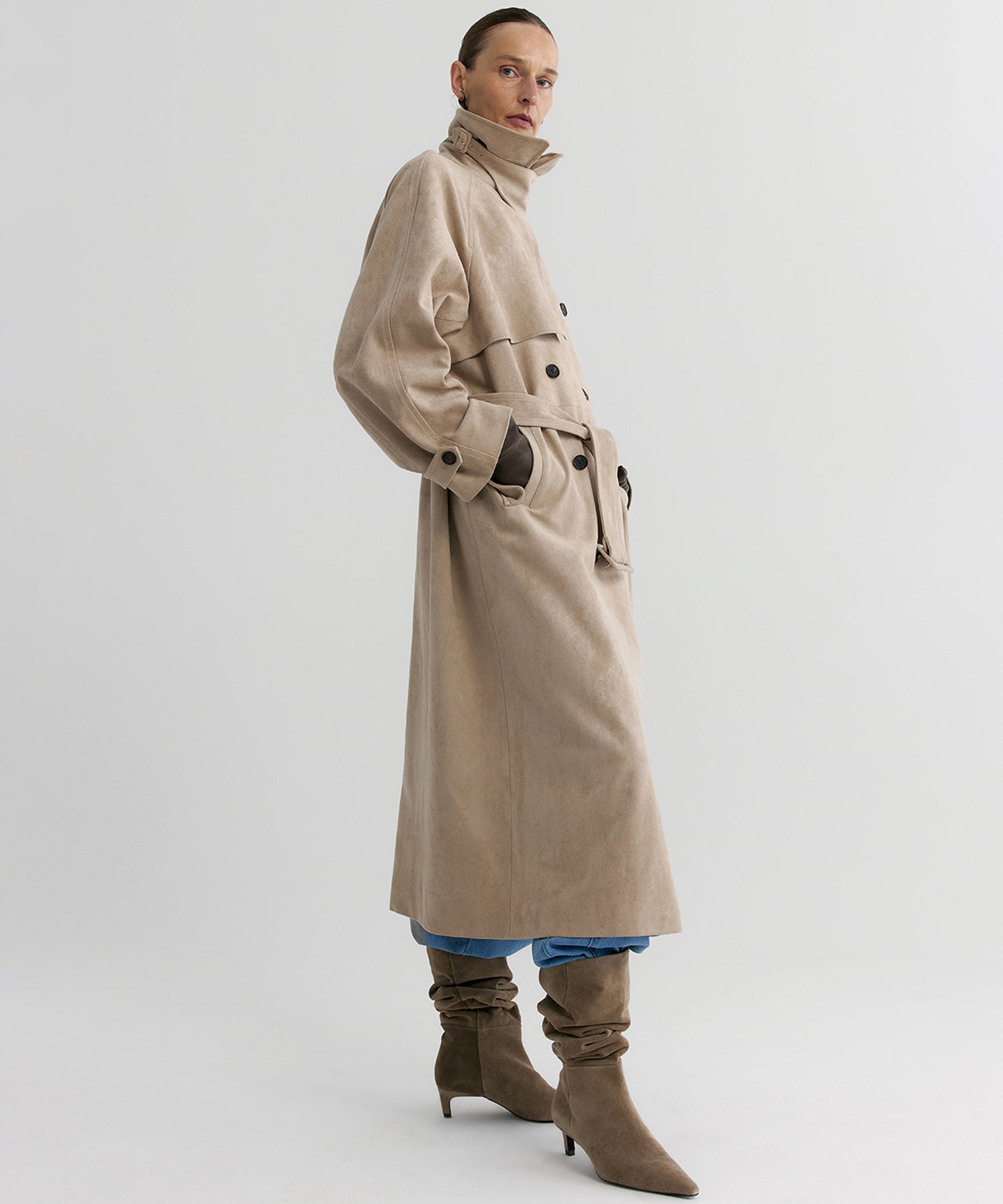 ダブルブレスト トレンチコート