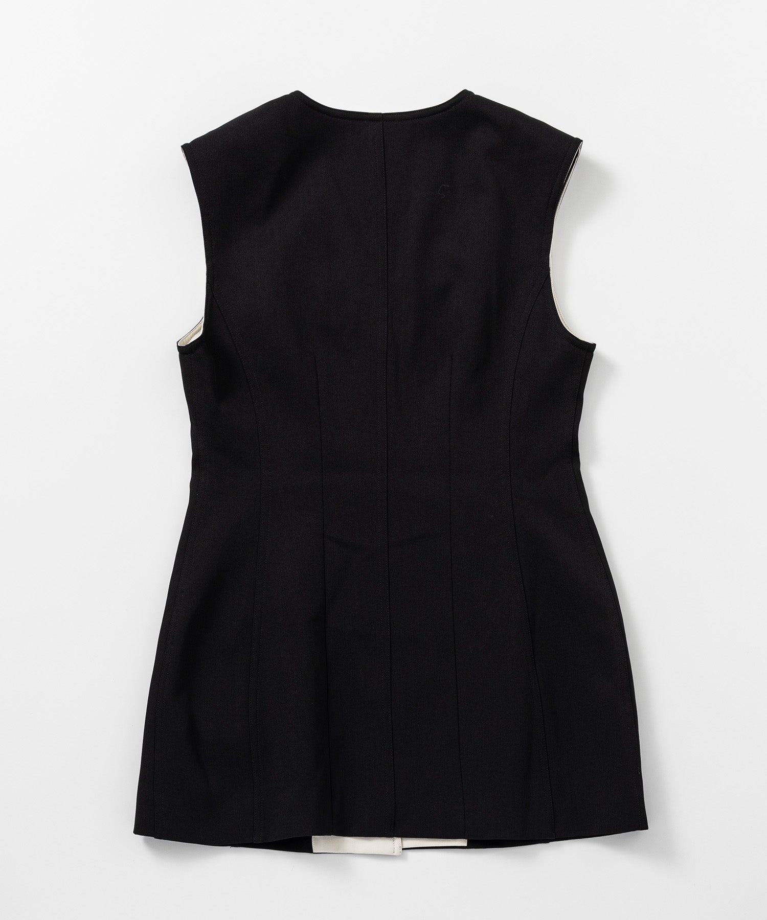 コンシャスVネックジレ