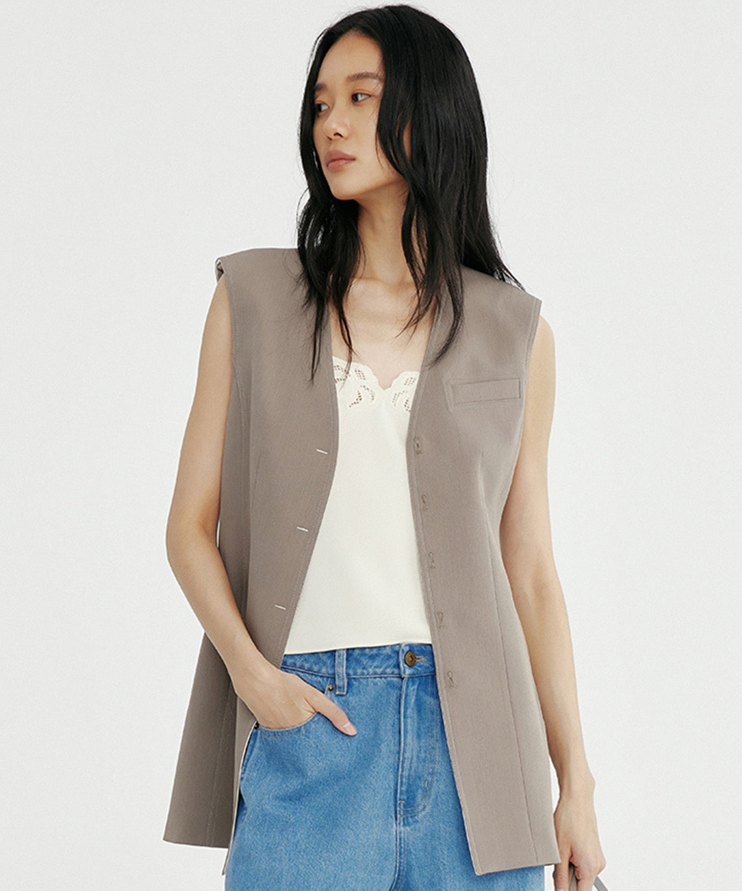 コンシャスVネックジレ