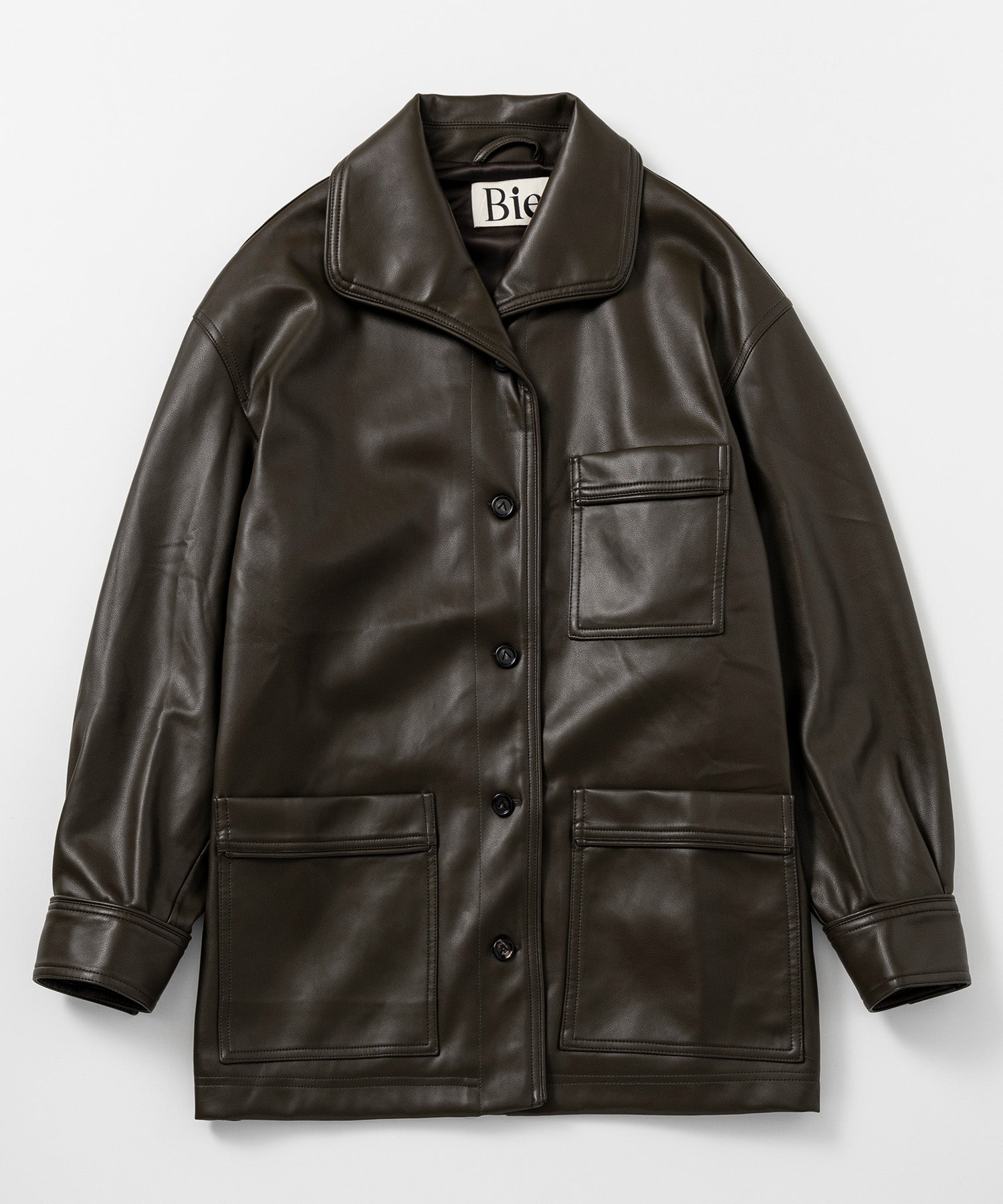 オープンカラーレザーライクジャケット