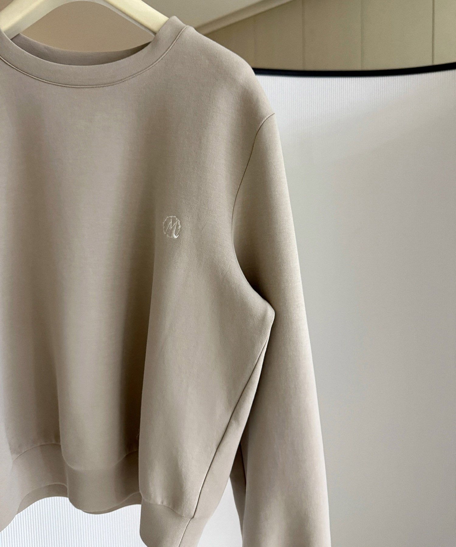 スウェットプルオーバートップス