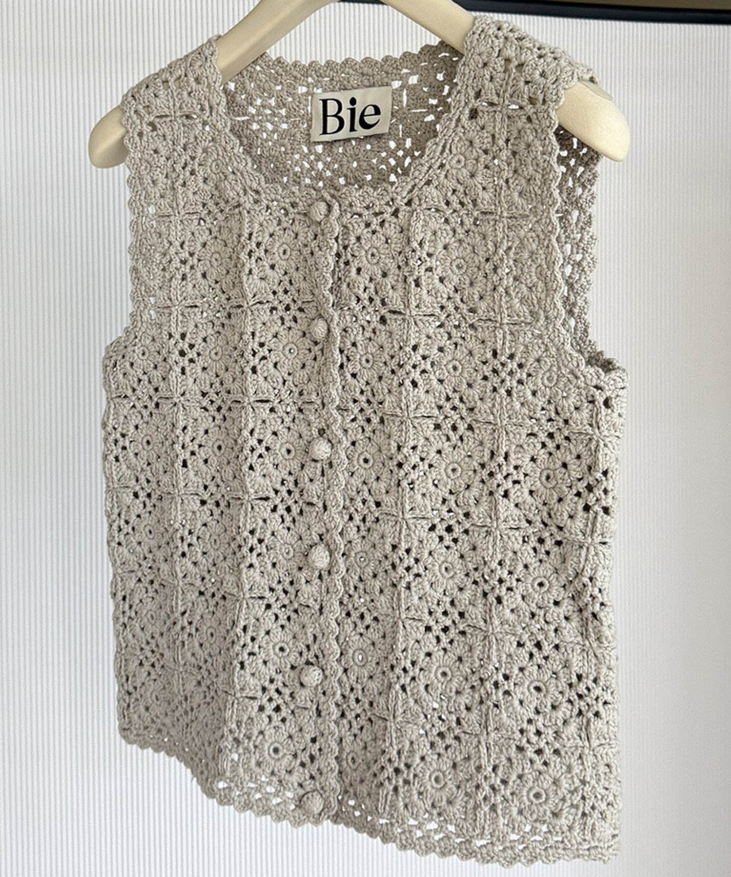 クロシェニットベスト