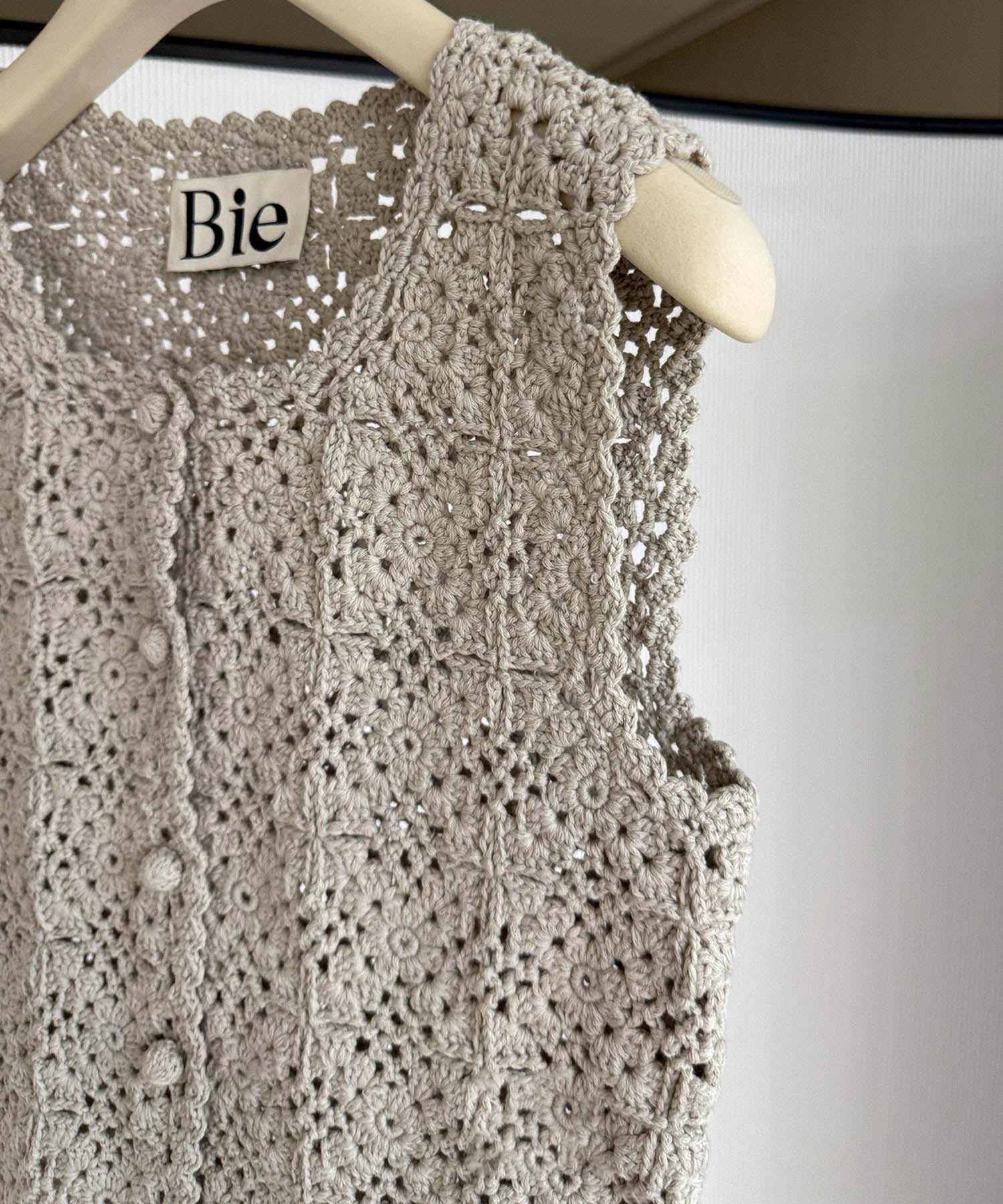 クロシェニットベスト