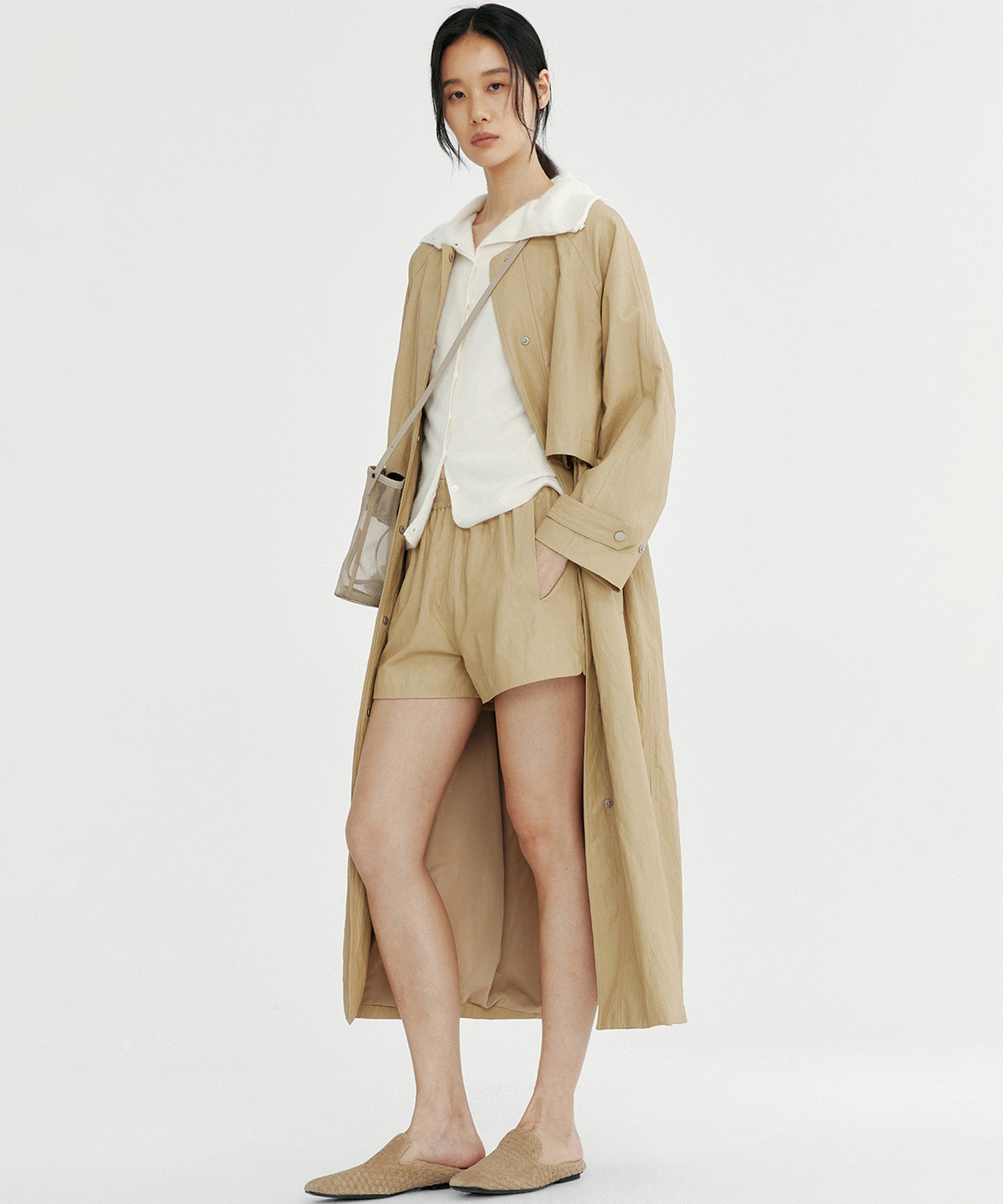 シンセティックレザー ノーカラーロングコート