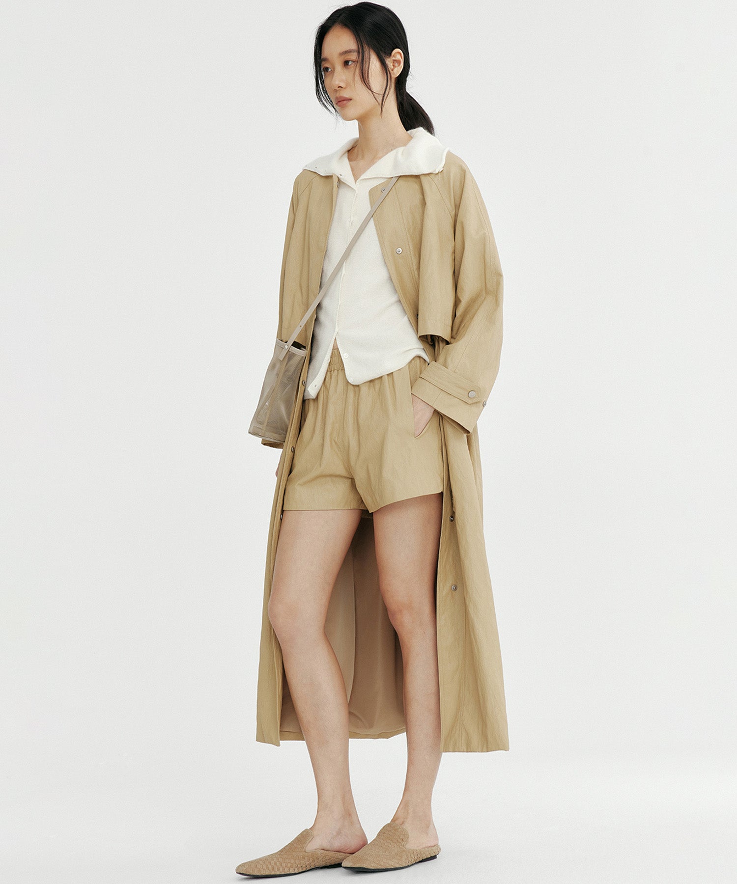 シンセティックレザー ノーカラーロングコート