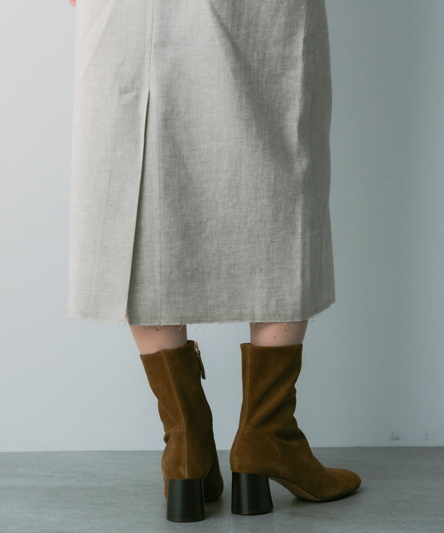 【3月中旬お届け予約商品】リネン タイトスカート