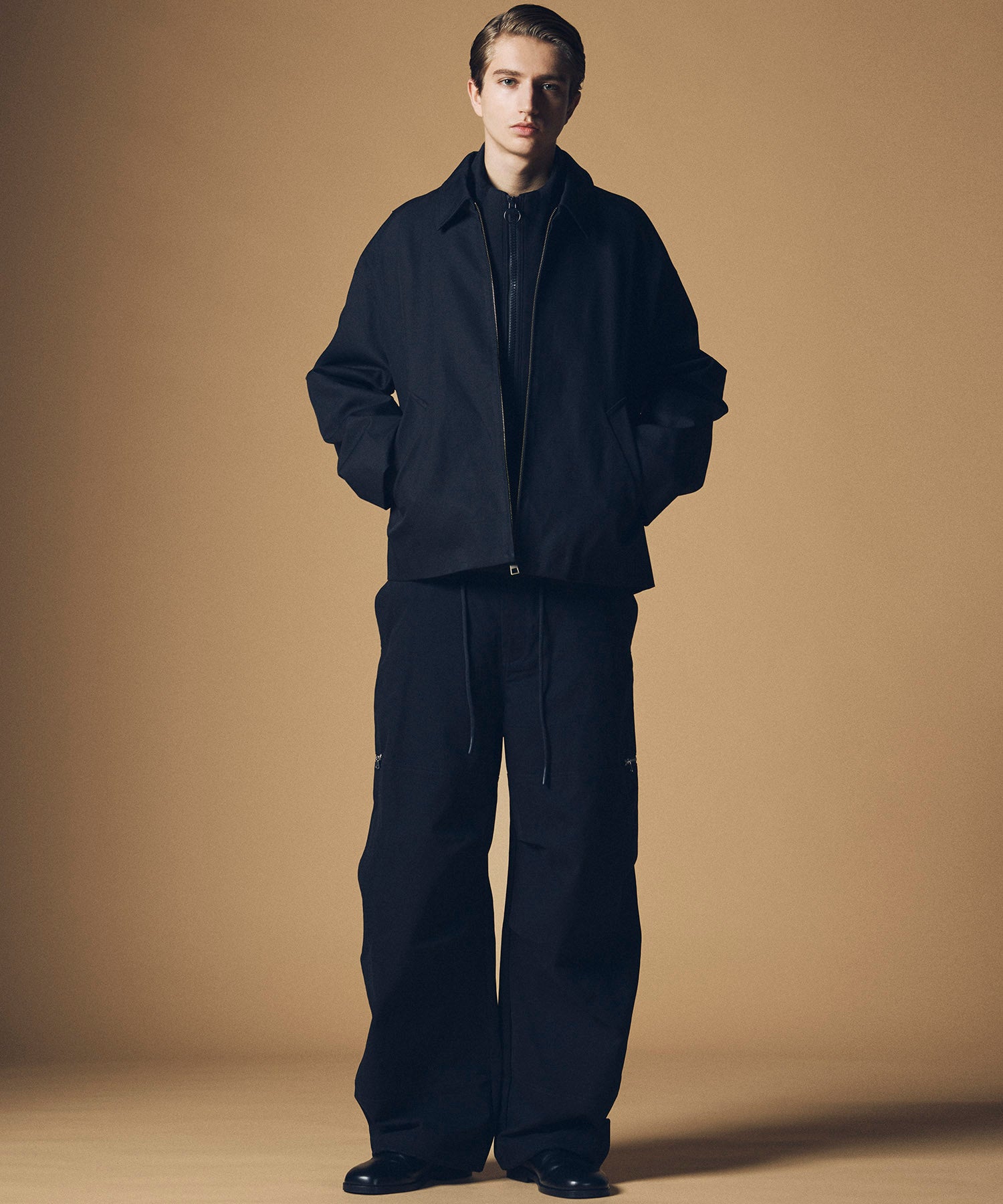 ワイドストレート カーゴパンツ