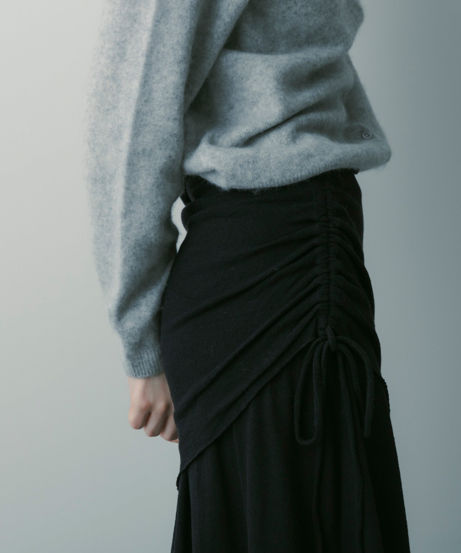 【3月中旬お届け予約商品】ドローストリングロングスカート