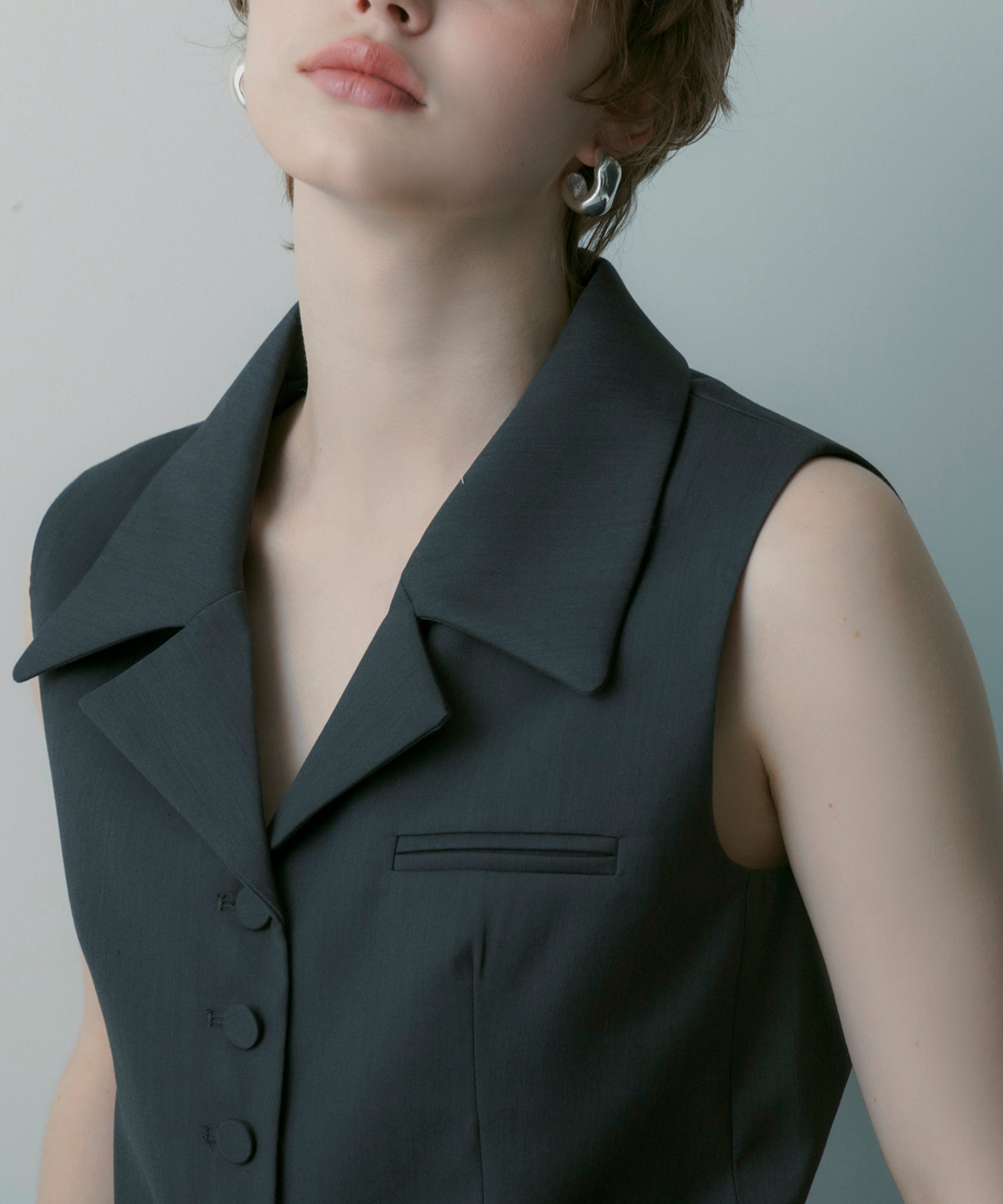 テーラードジレ