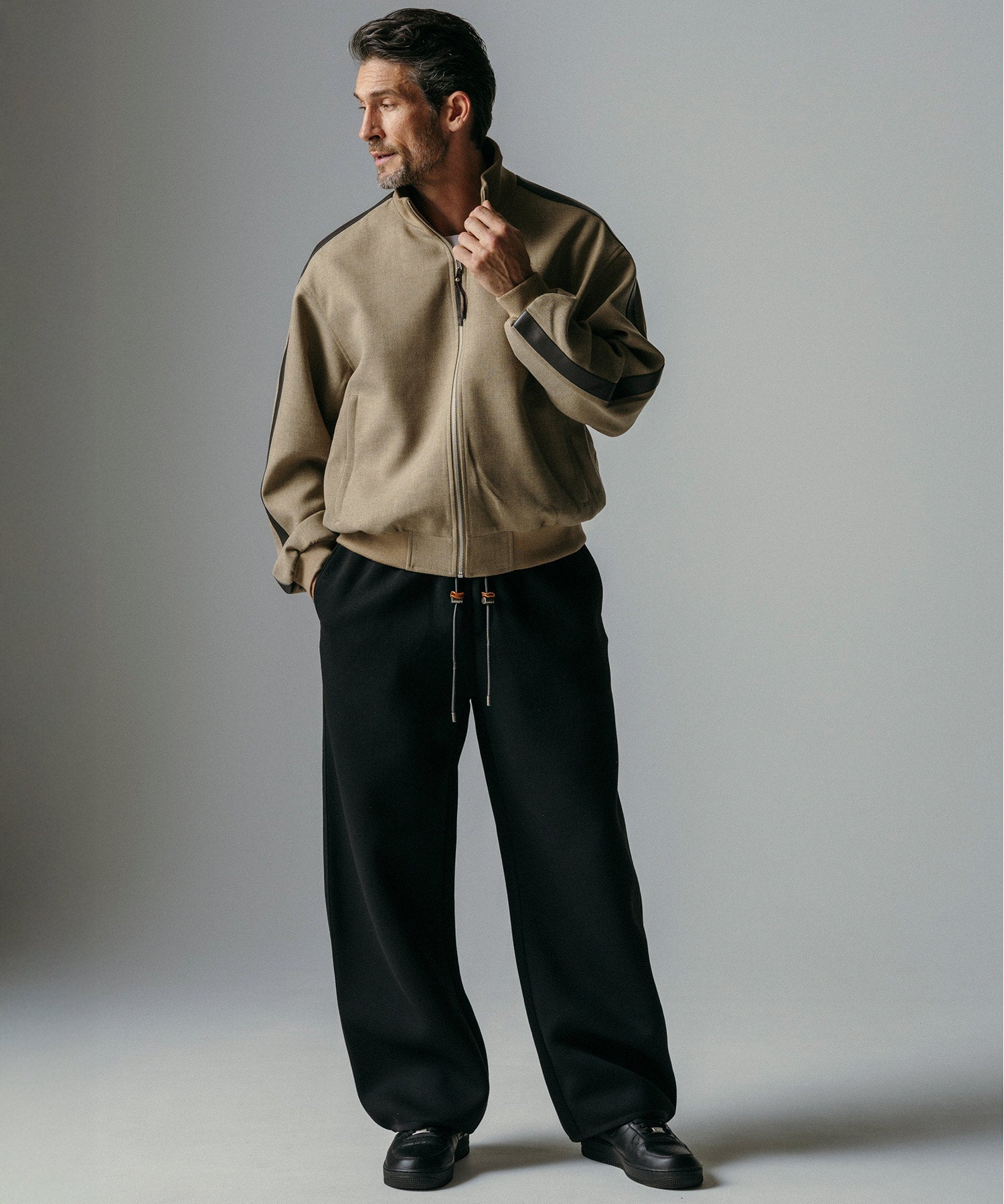 リラックス ワイドドロストパンツ