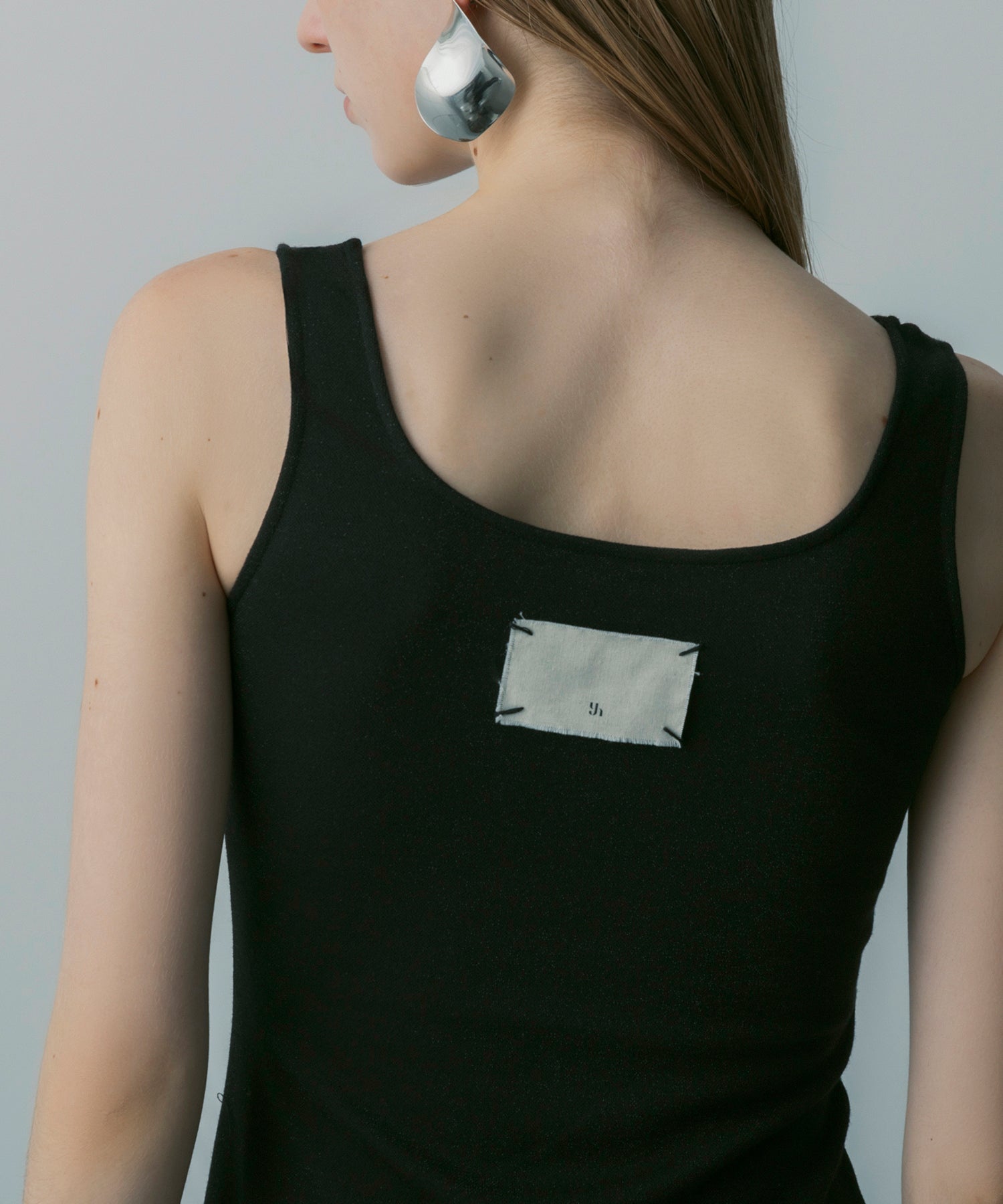 Uネック ノースリーブドレス