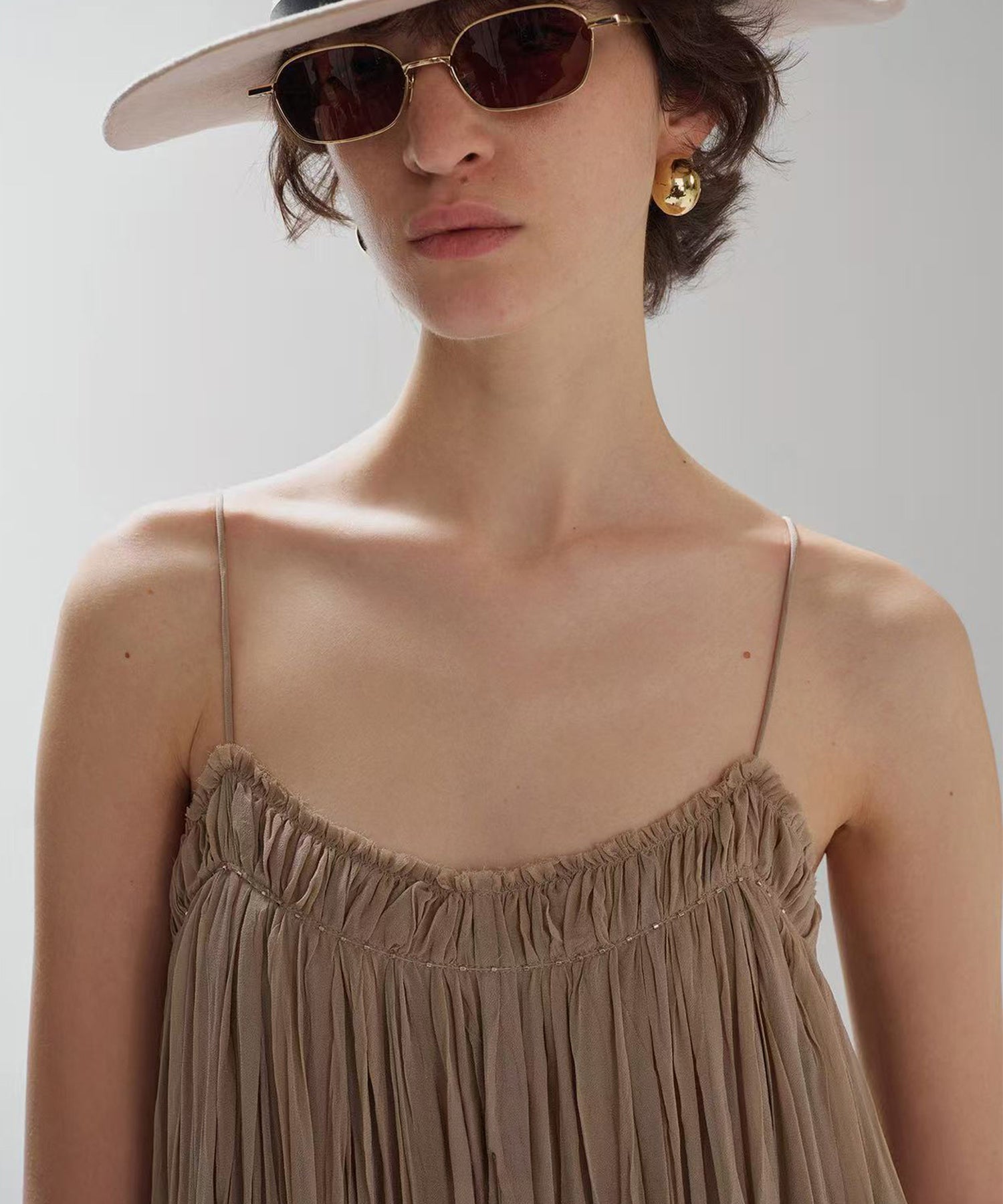 ギャザーフレア キャミワンピース