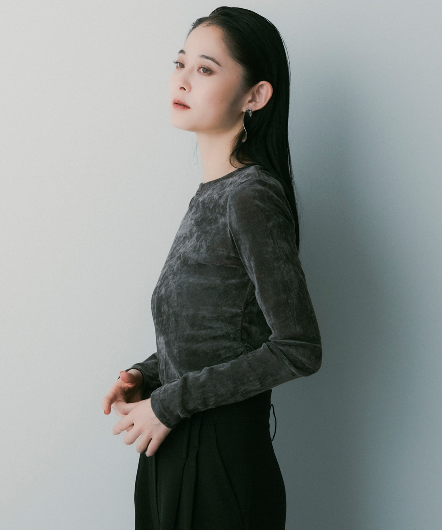 【3月中旬お届け予約商品】ロングスリーブ シアーベロアカットソー