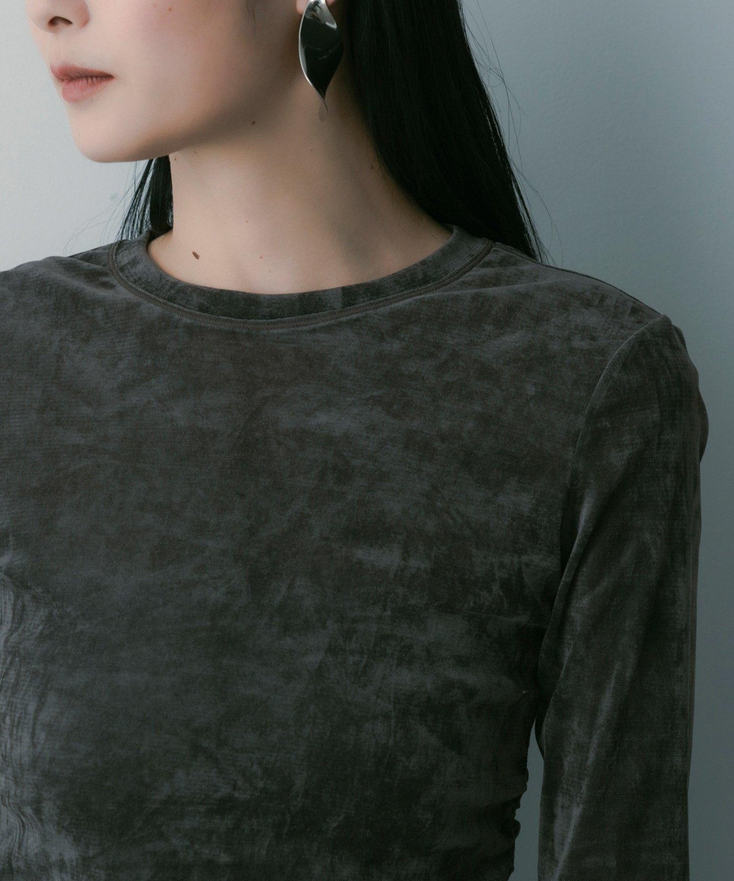 【3月中旬お届け予約商品】ロングスリーブ シアーベロアカットソー