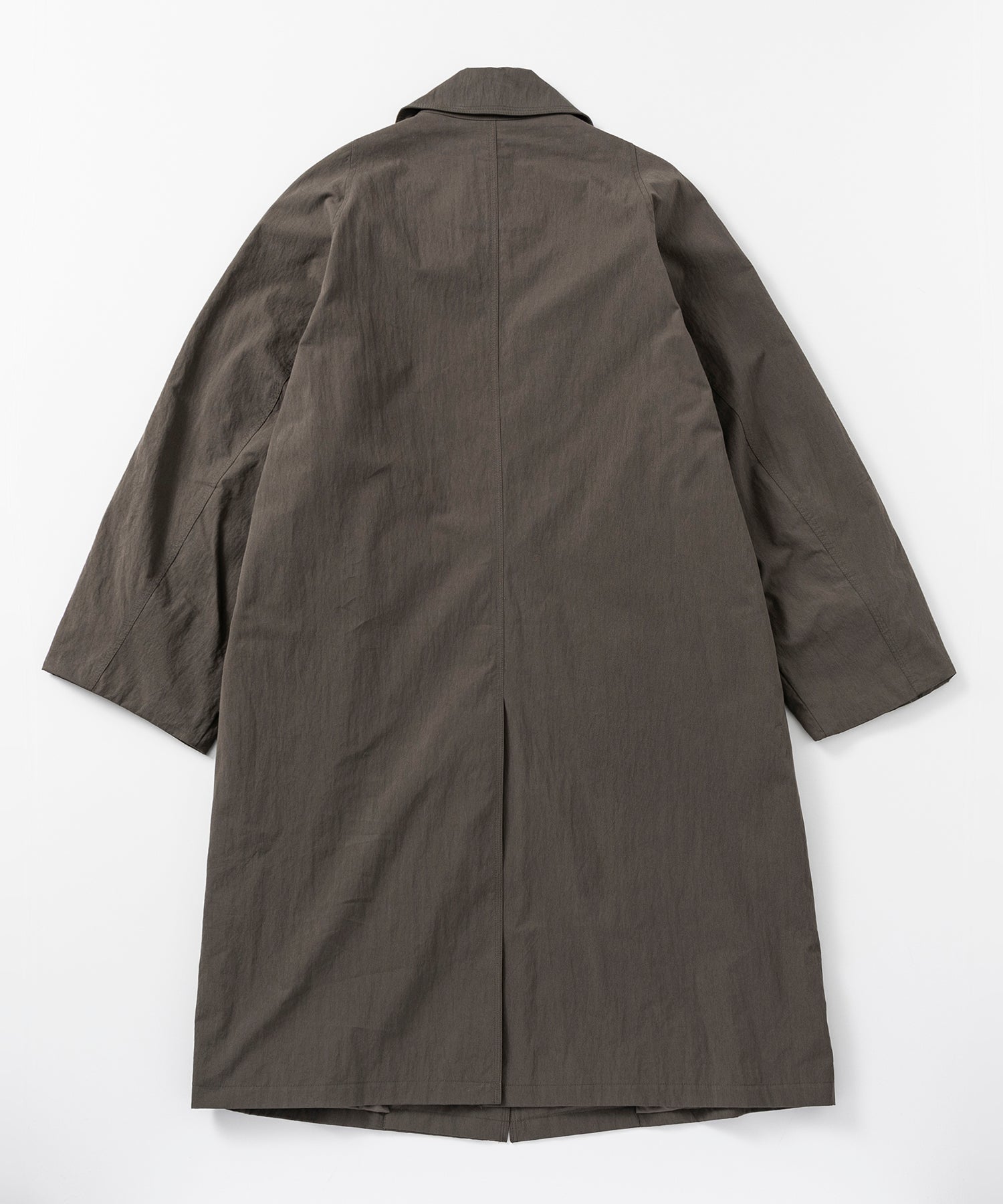 レイヤードロングコート