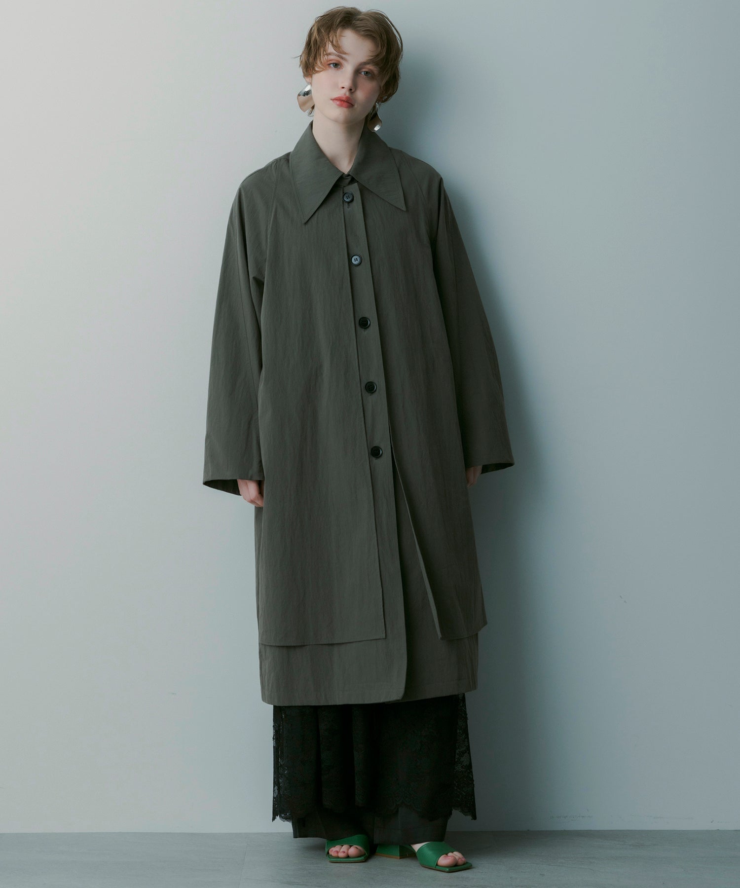 レイヤードロングコート