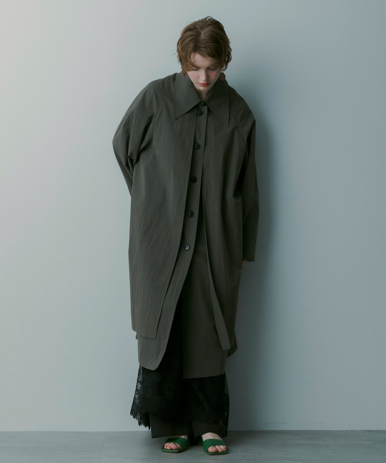 レイヤードロングコート