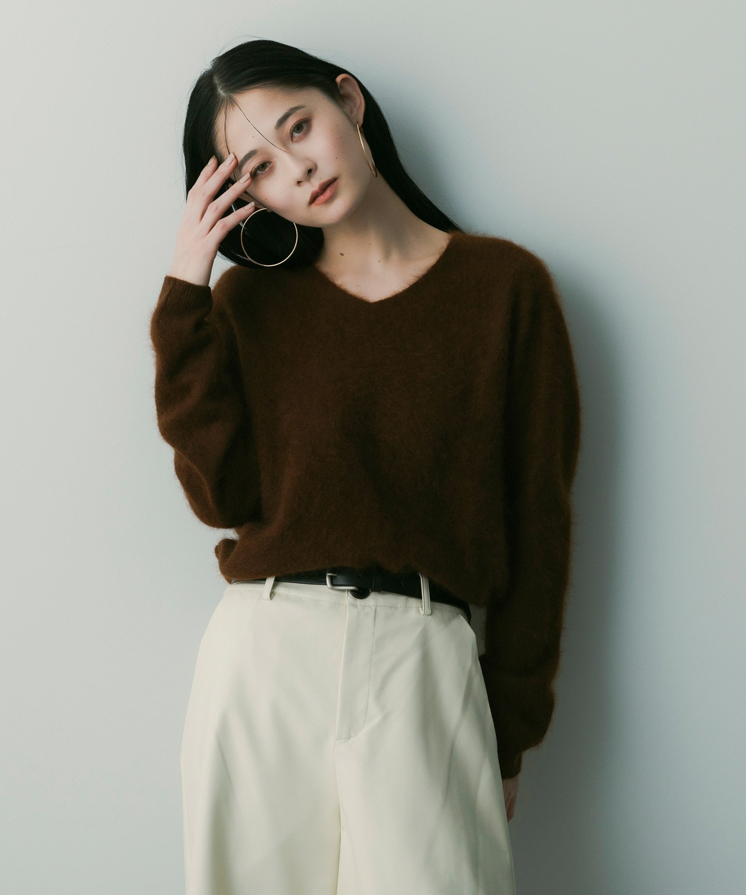 【12月上旬お届け予約商品】カシミヤブレンドVネックニット