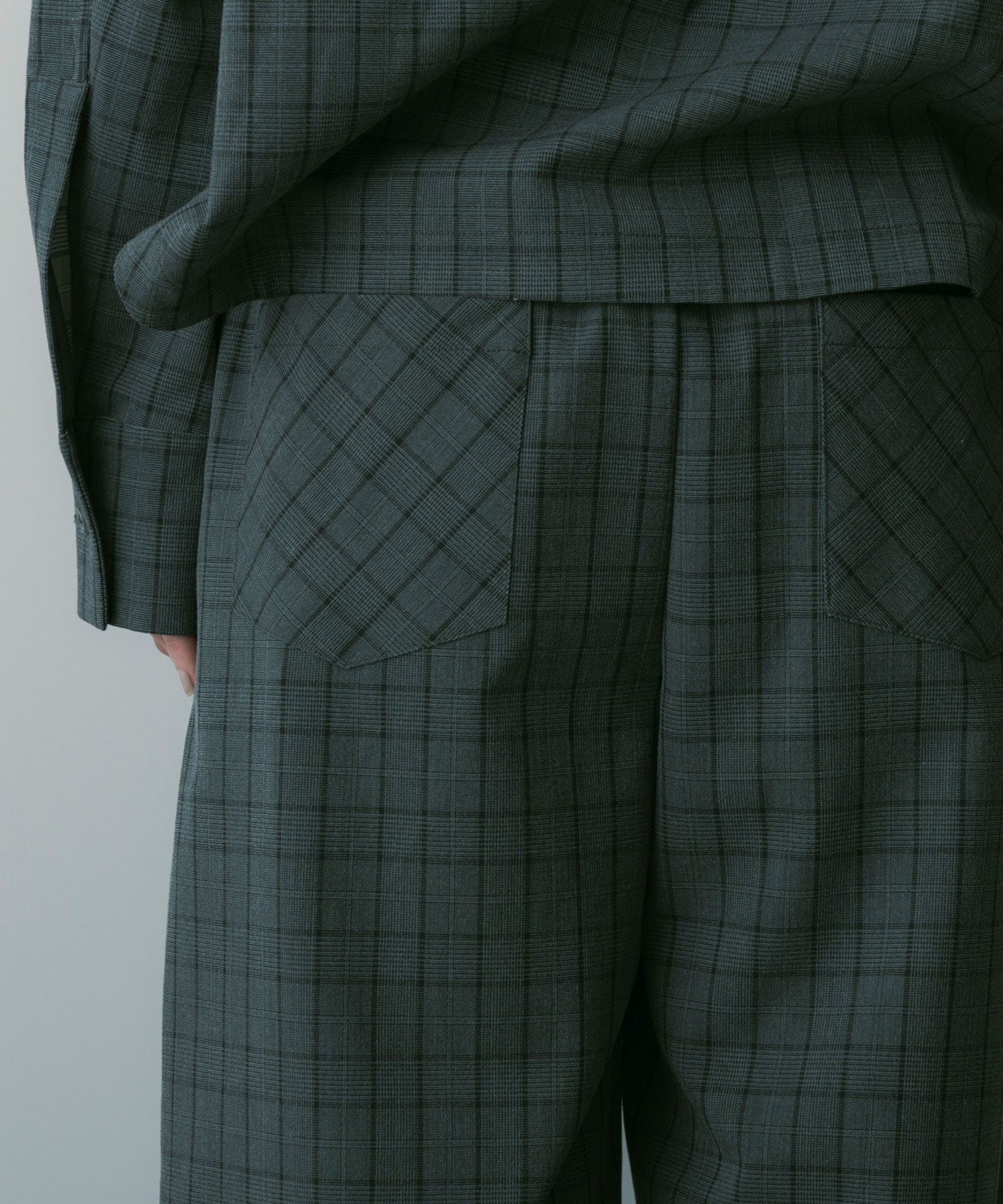 イージーチェックパンツ