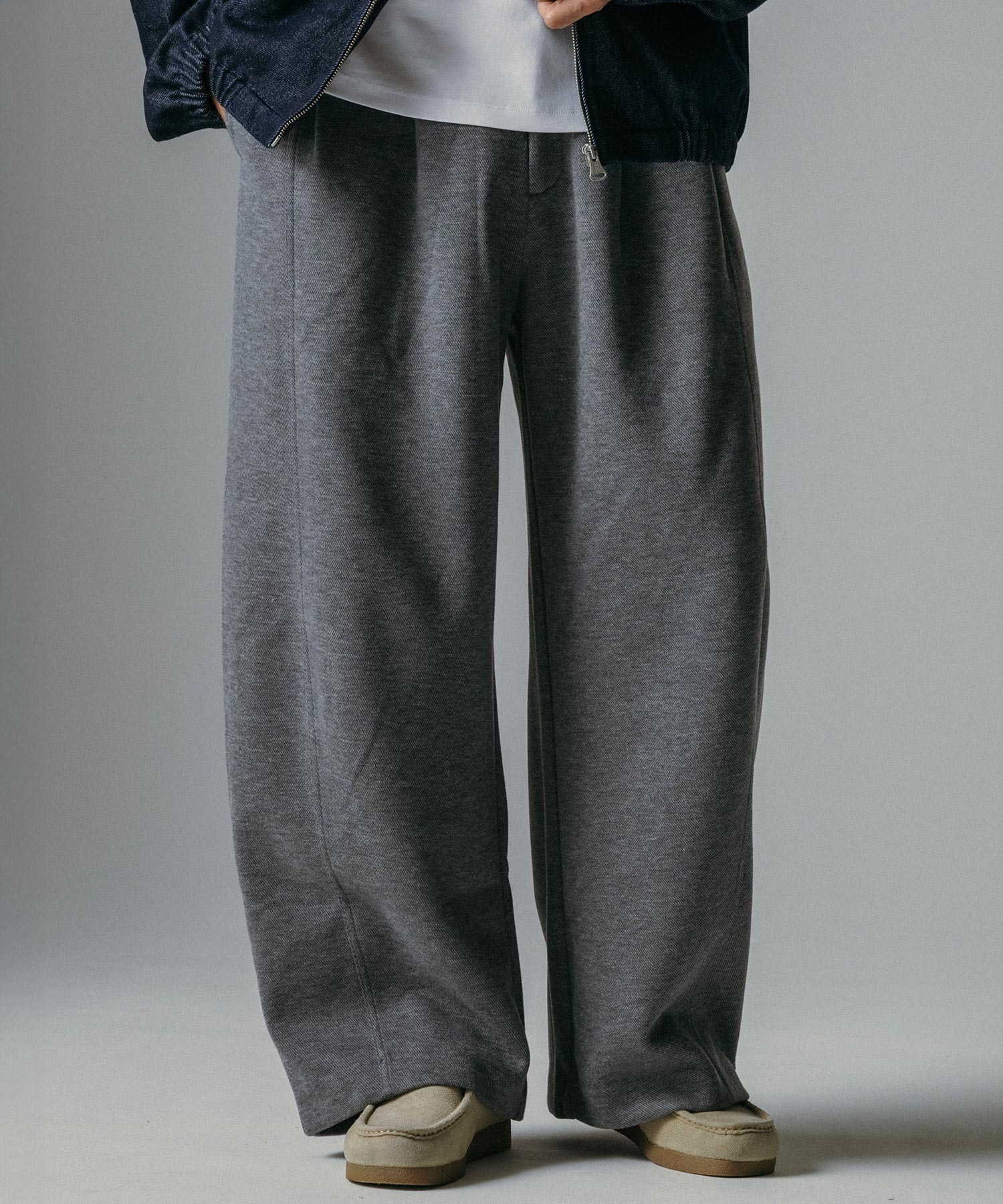 リラックスワイドパンツ