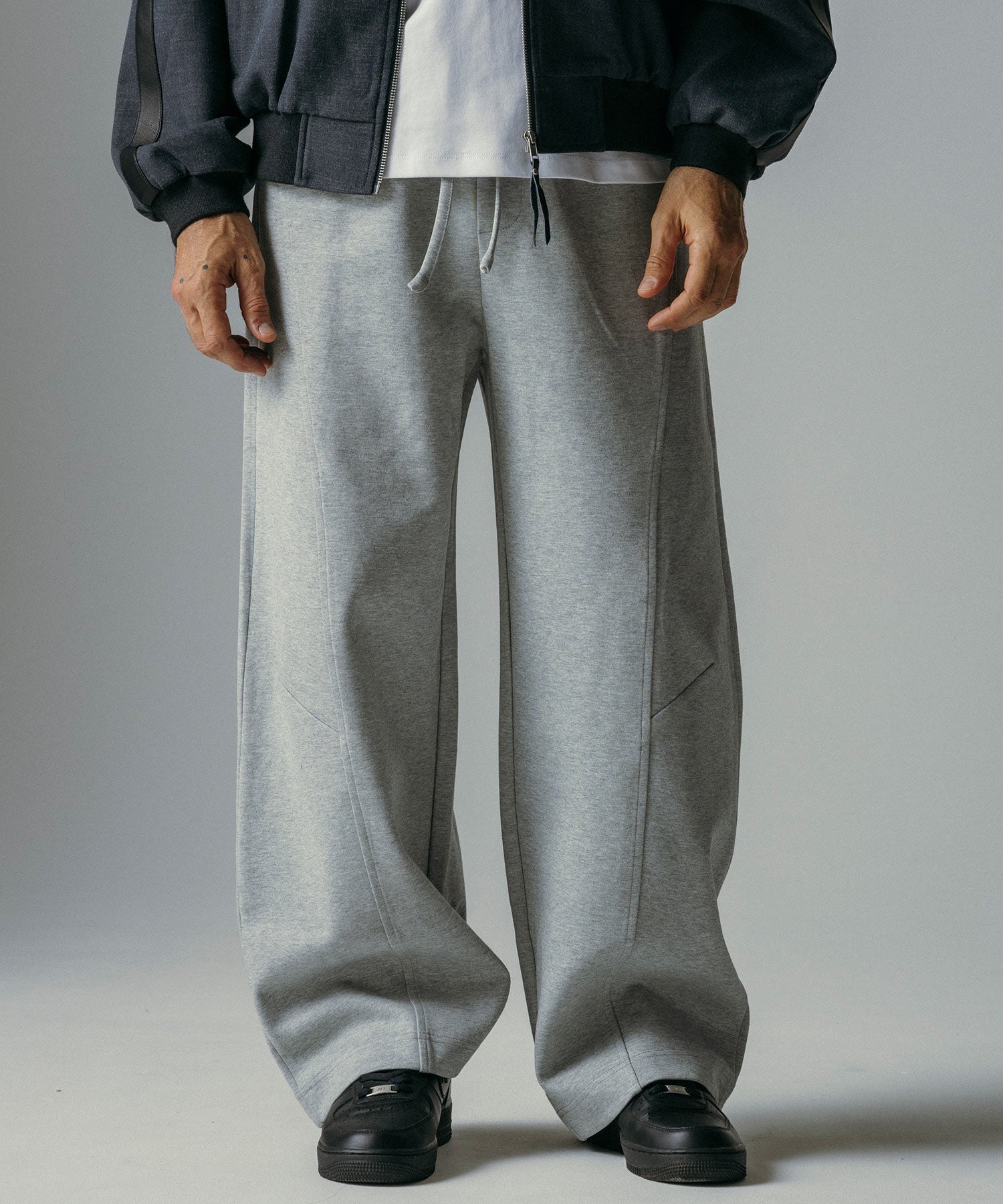 リラックスワイドスウェットパンツ