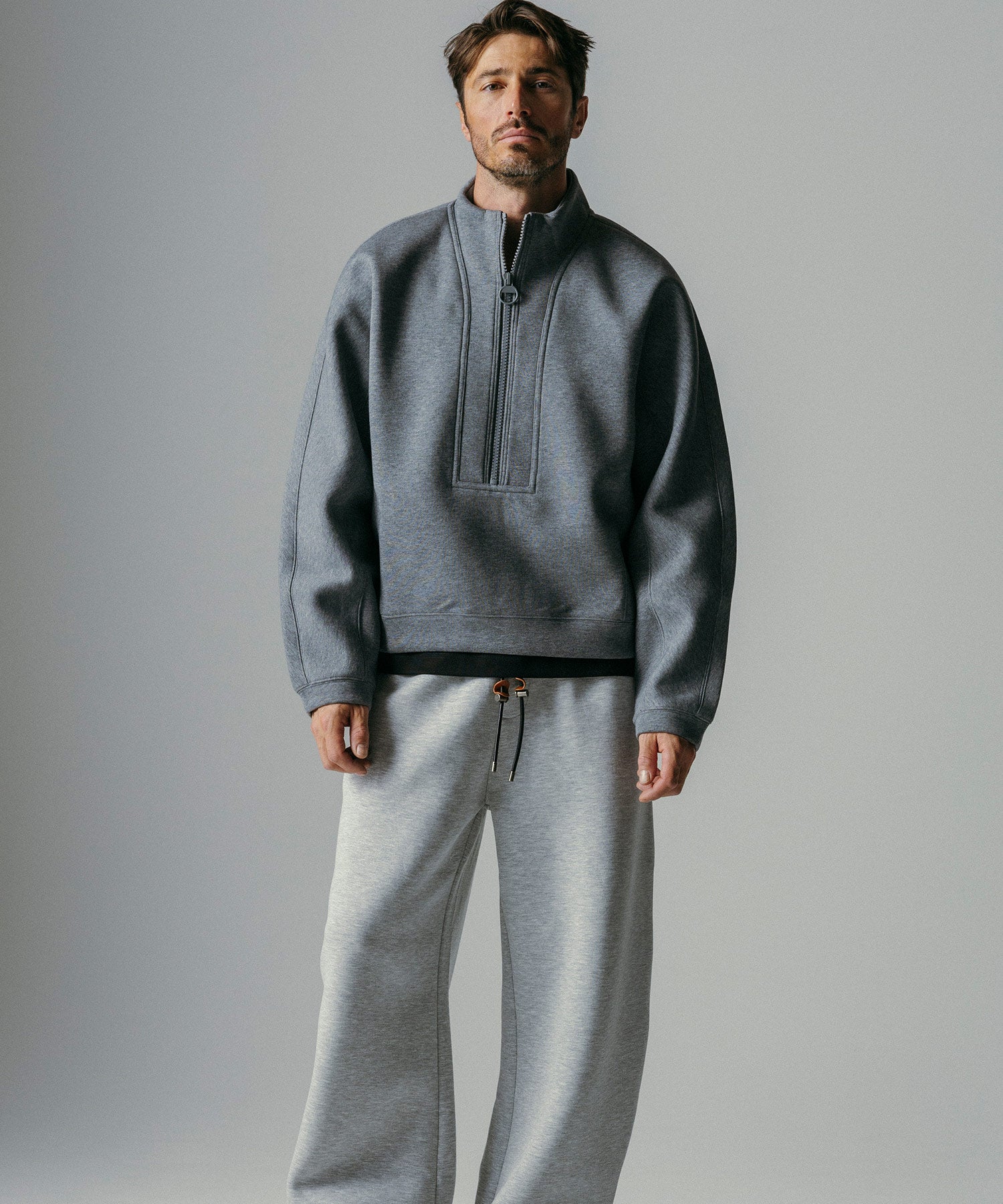 ハーフジップ モックネックプルオーバー