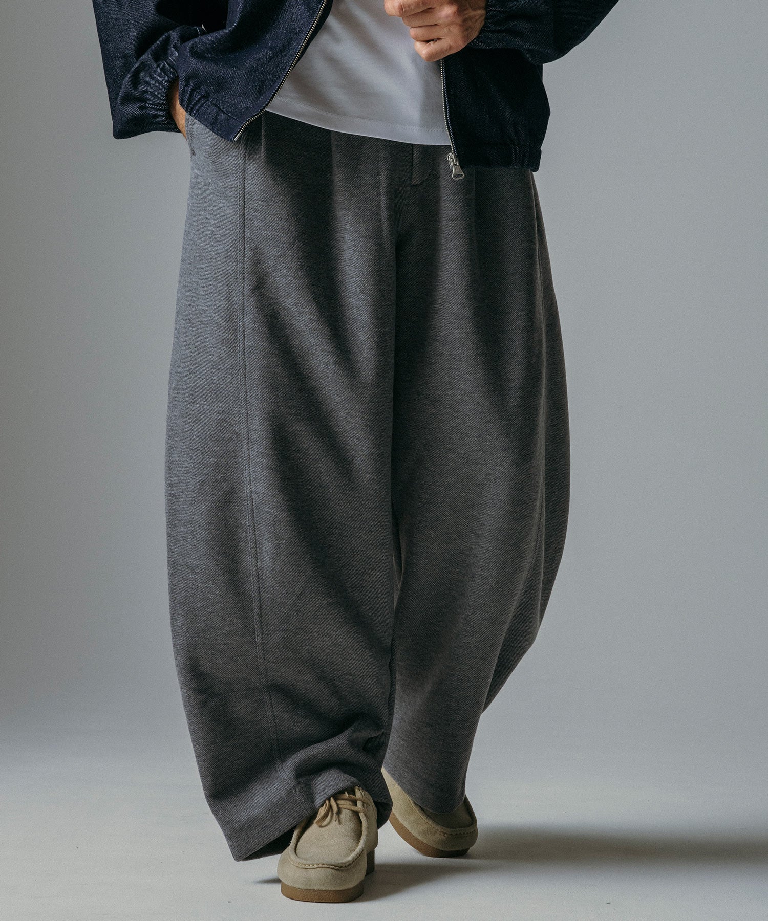 リラックスワイドパンツ