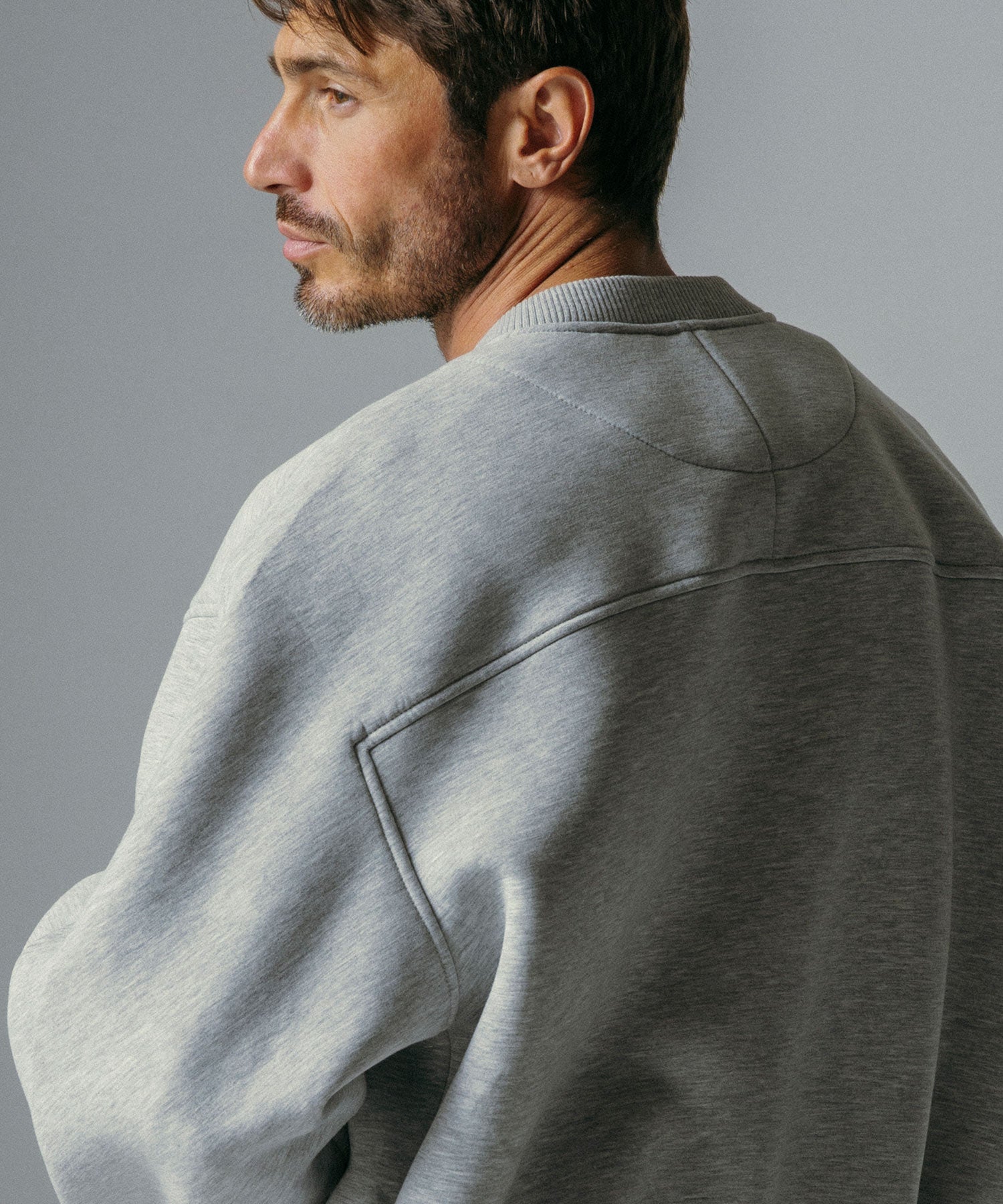 クルーネックジップブルゾン