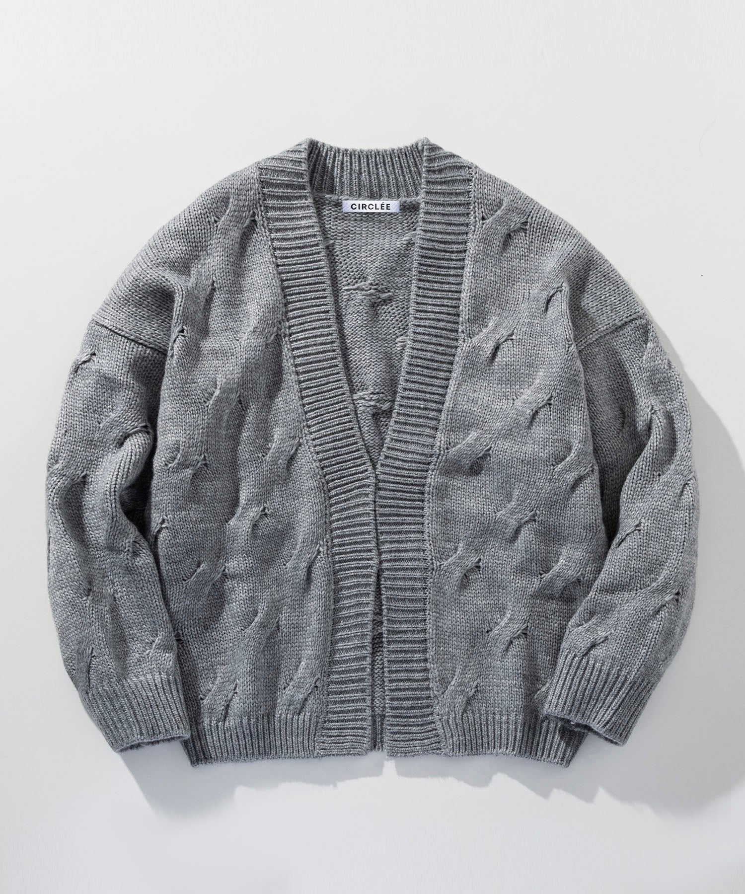 ケーブル透かし編み Vネックカーディガン