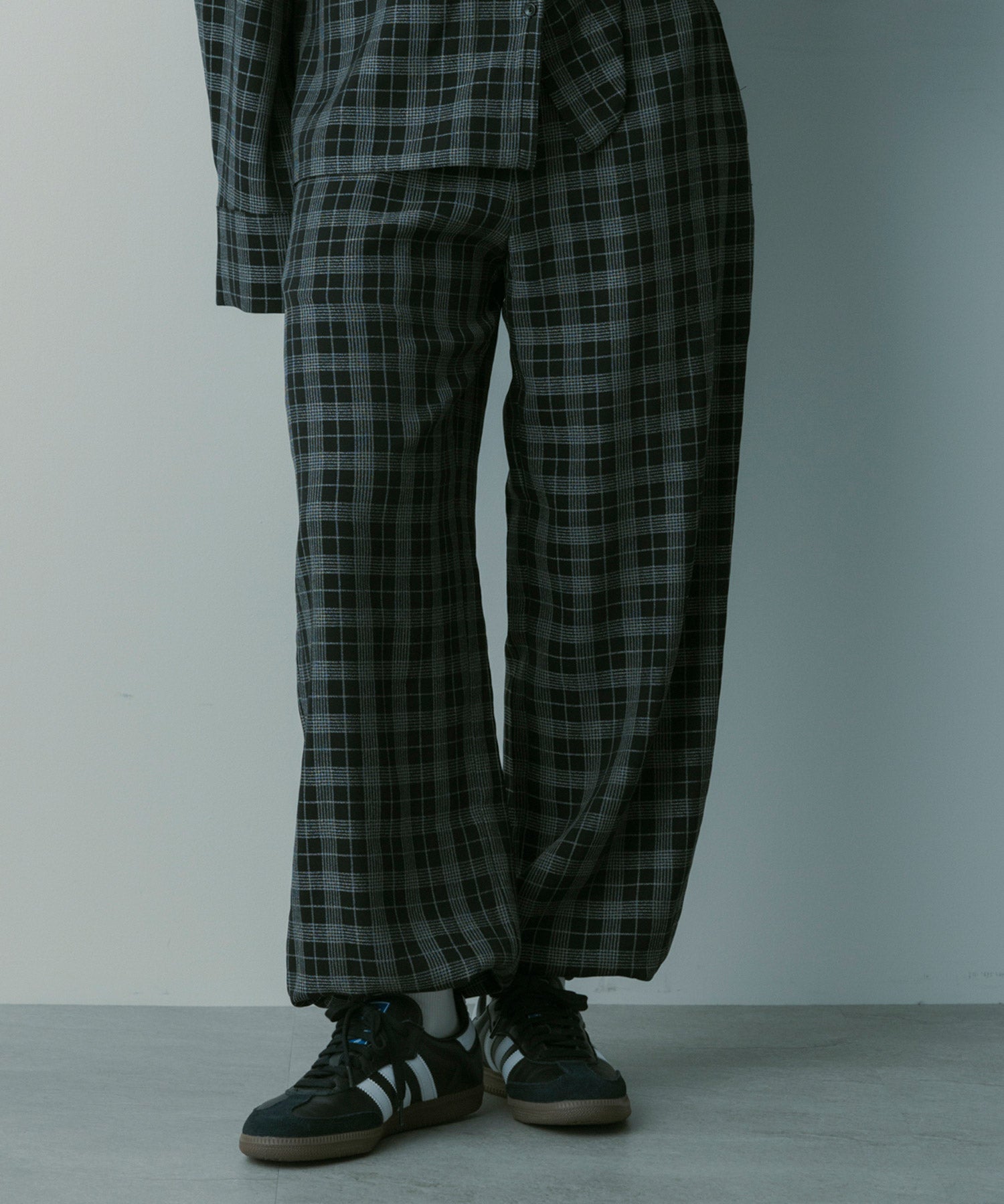 イージーチェックパンツ