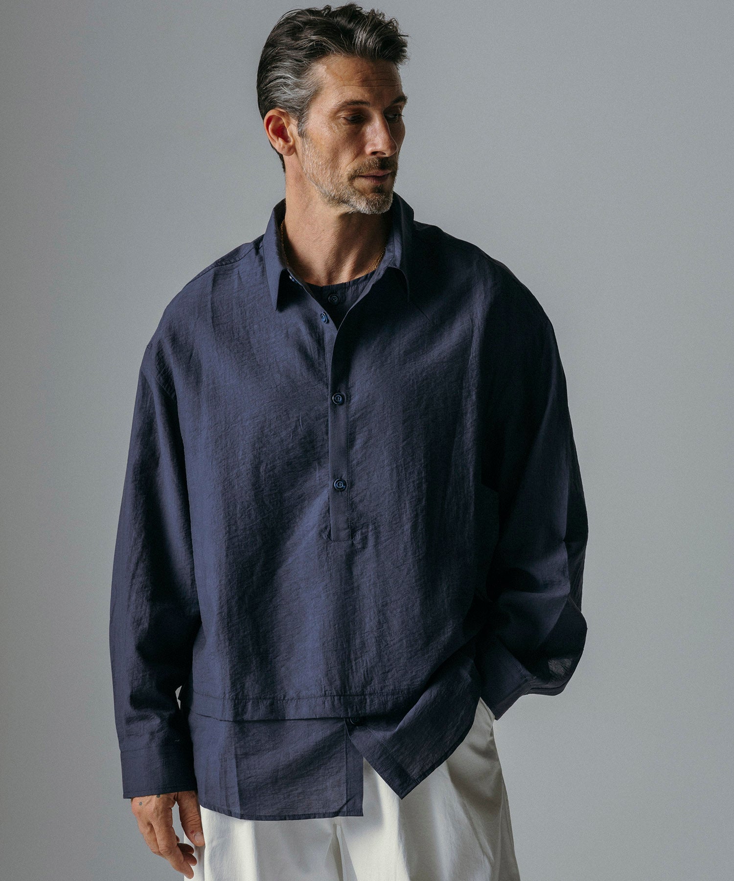 【12月上旬お届け予約商品】リネンブレンド スタンドカラー プルオーバーシャツ