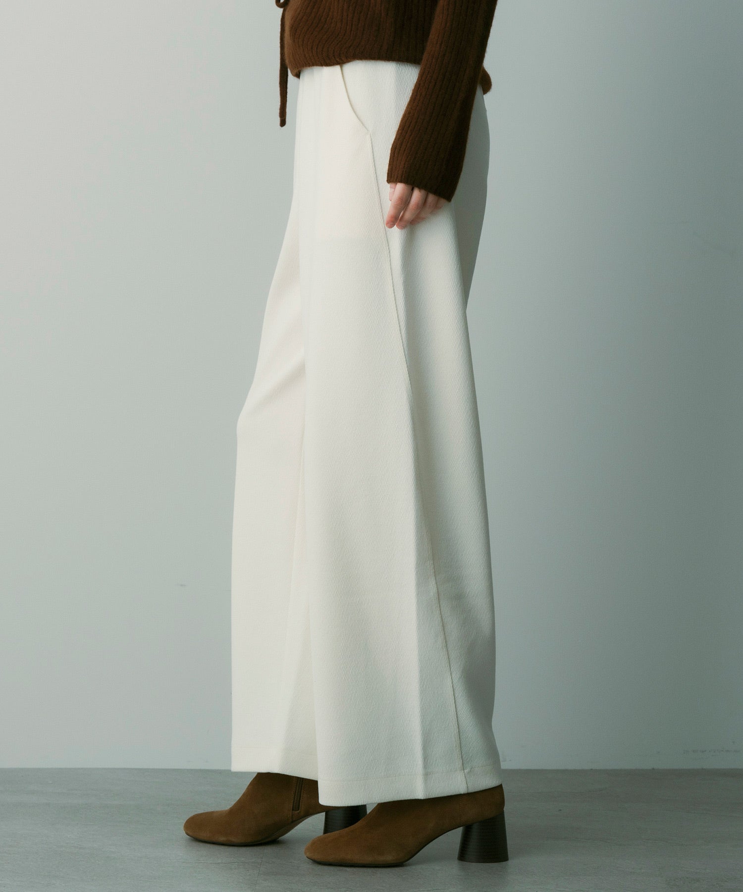 【12月上旬お届け予約商品】ワイドイージーコーデュロイパンツ