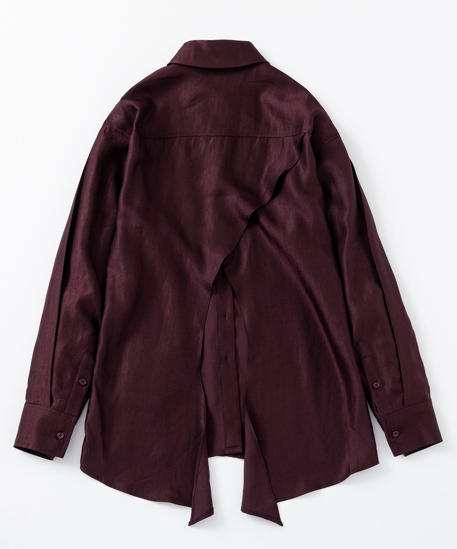 カットワークサテンブラウス