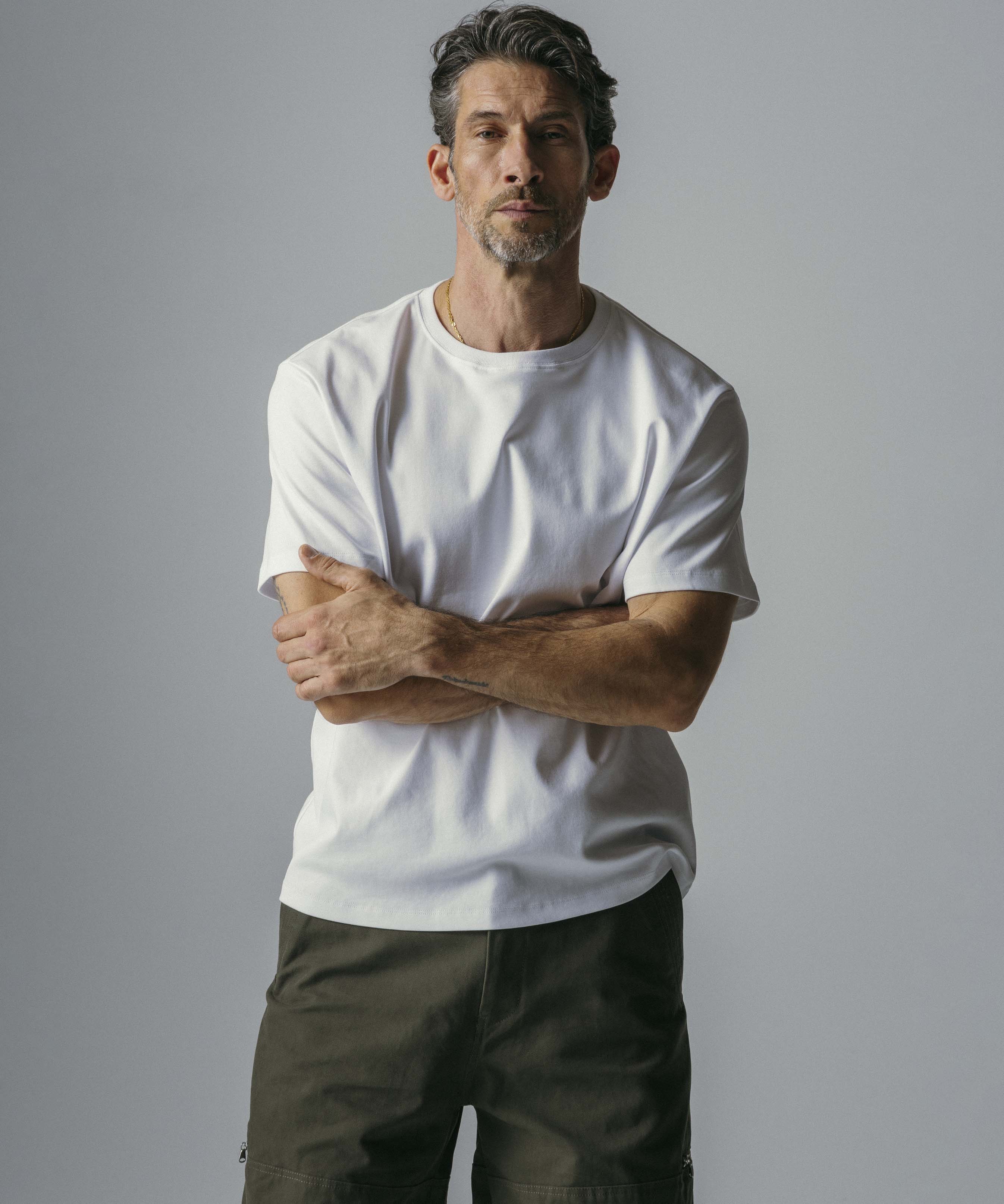 クルーネックTシャツ