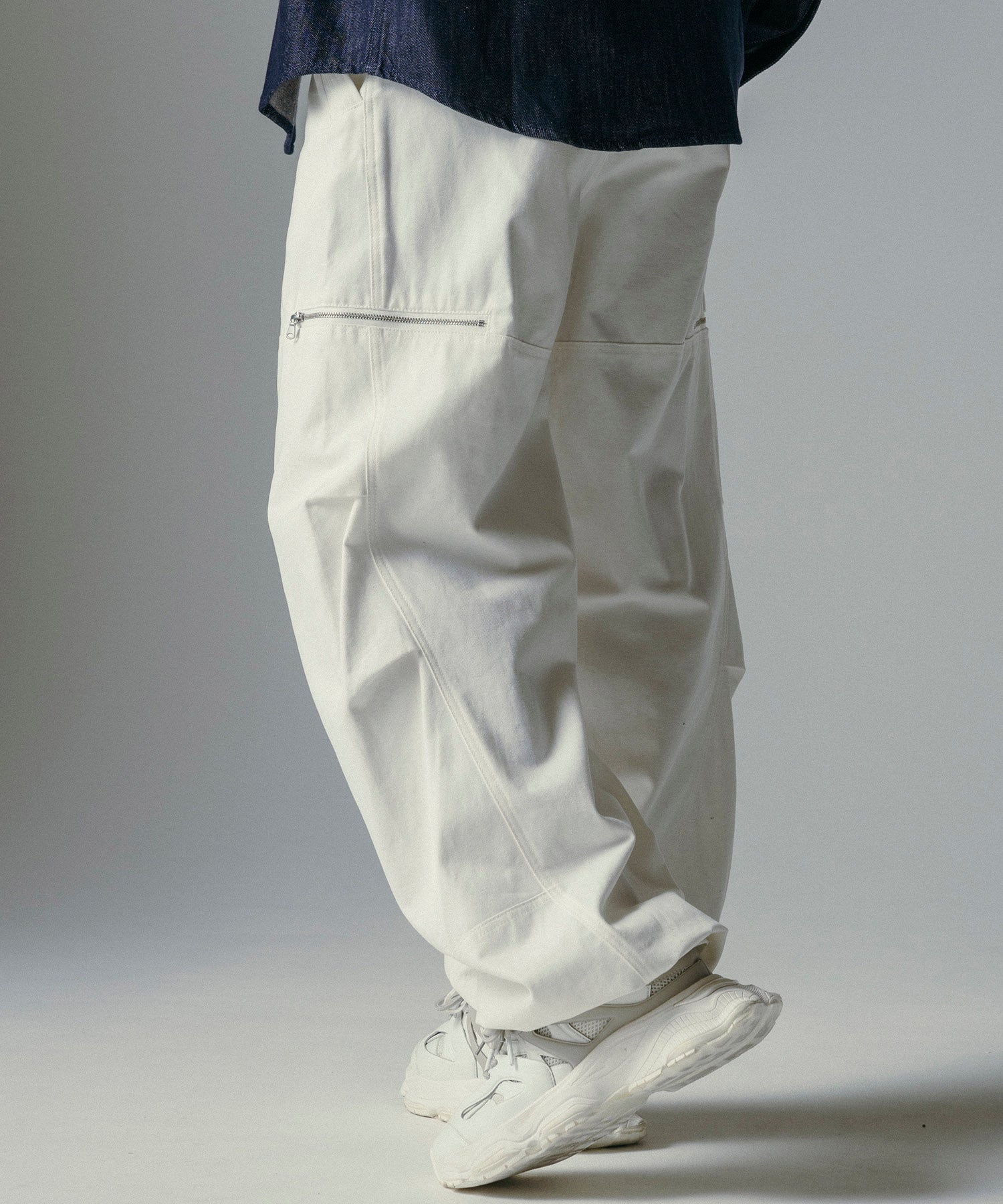 ワイドストレート カーゴパンツ