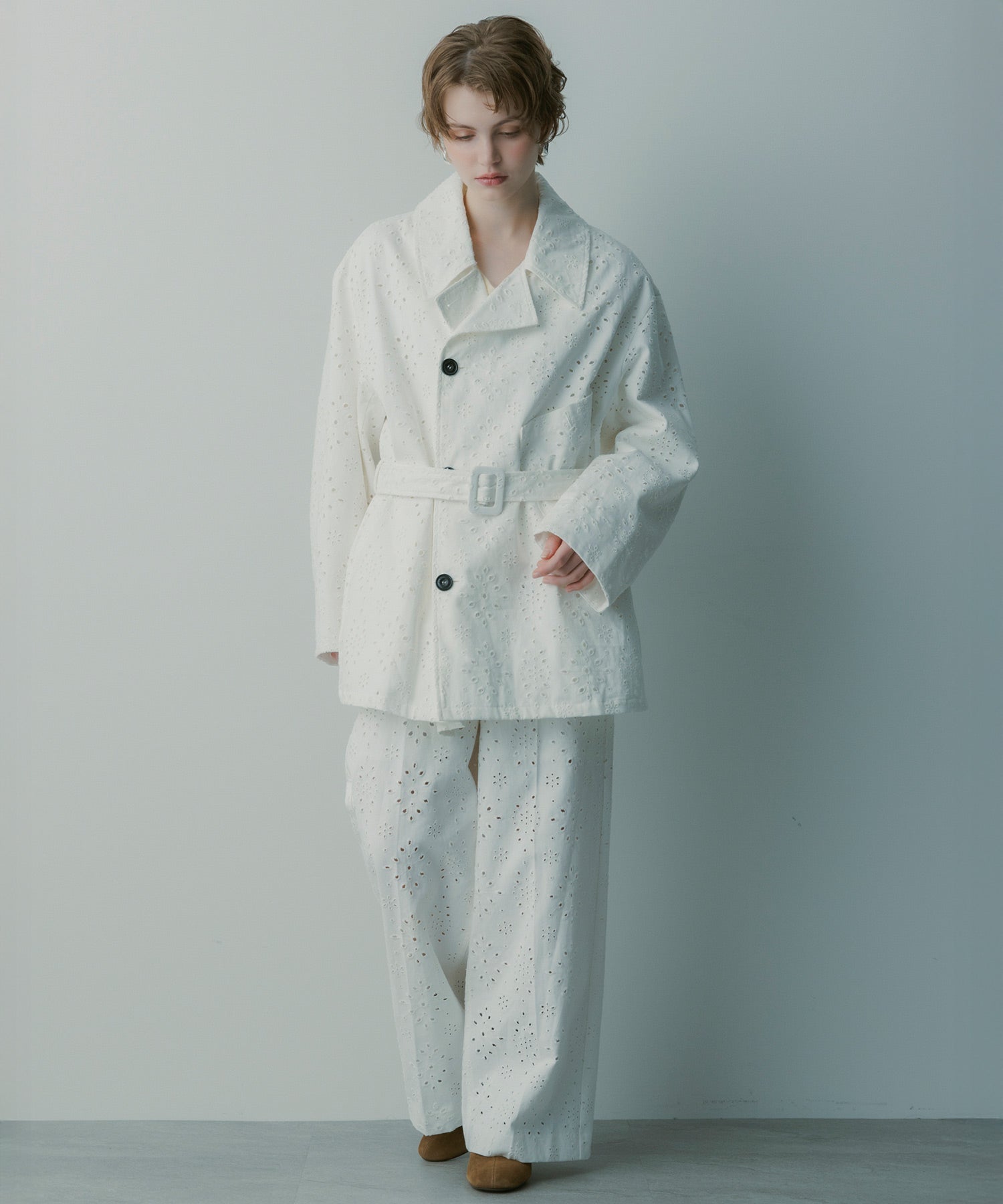 アイレットレース ワイドパンツ